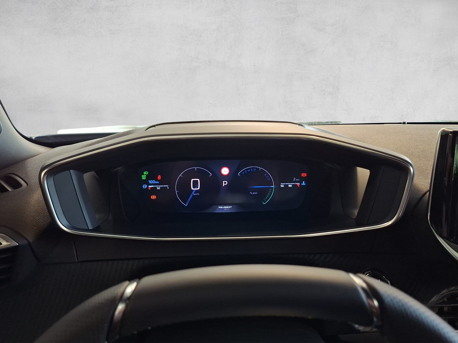 PEUGEOT 2008 1.2 Hybrid 145 GT Exclusive-image-9