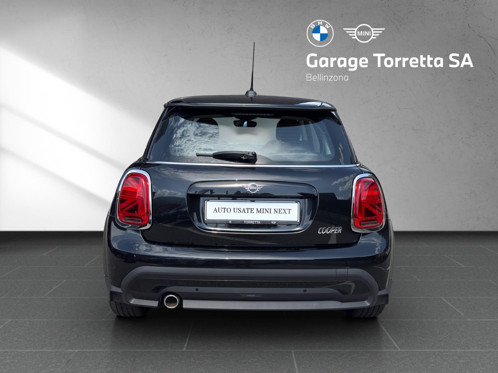 MINI Cooper Steptronic DKG-showroom-element-3