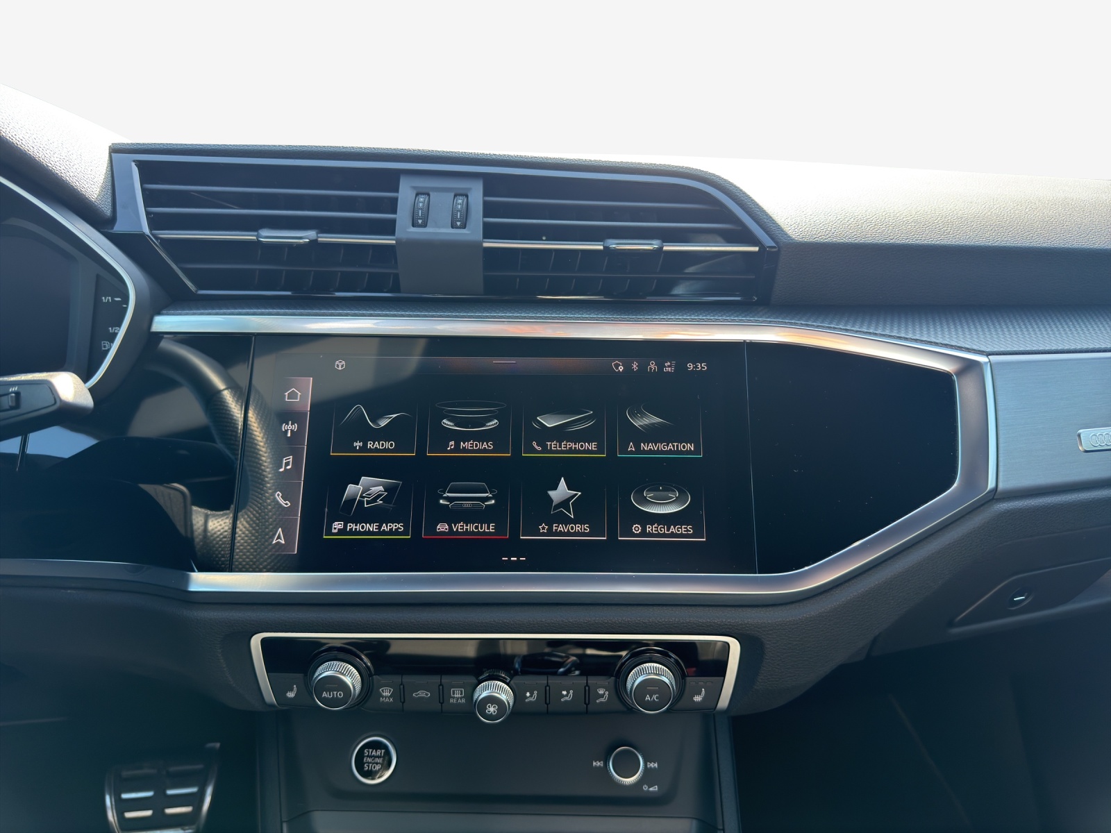 AUDI Q3 Sportback 45 TFSI e S line Attraction S-tronic-image-10