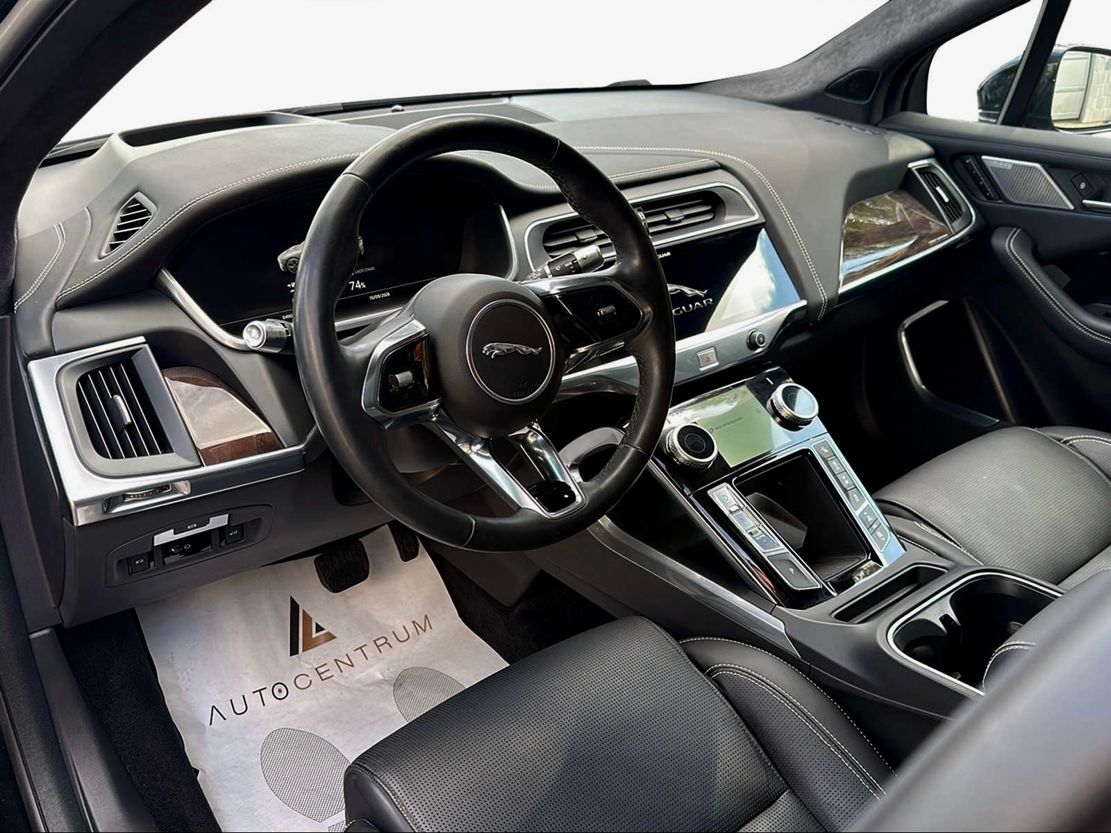JAGUAR I-Pace EV400 First Edition AWD-showroom-element-1
