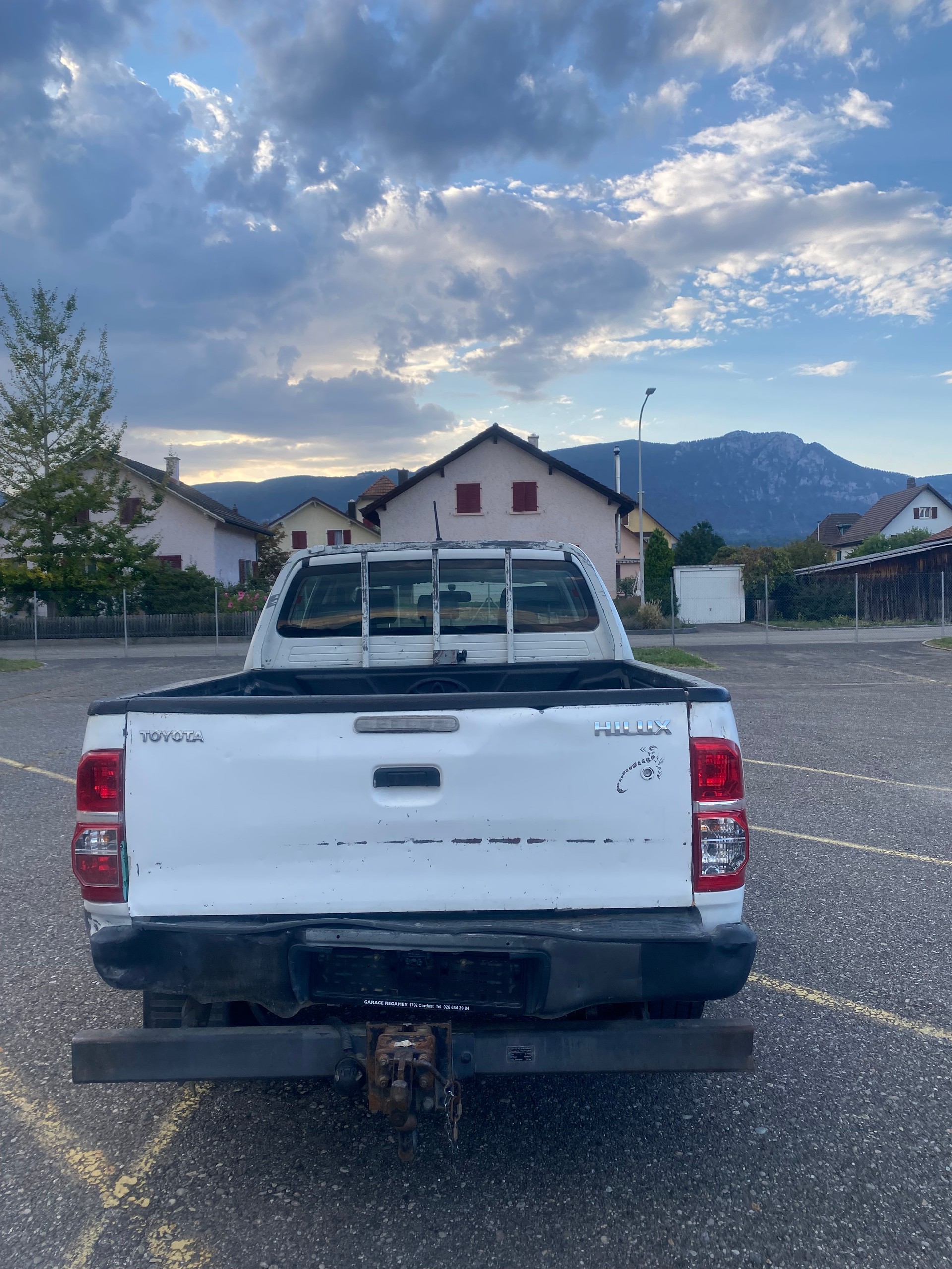 TOYOTA Hilux 2.5D 4WD Double Cab Luna-image-9