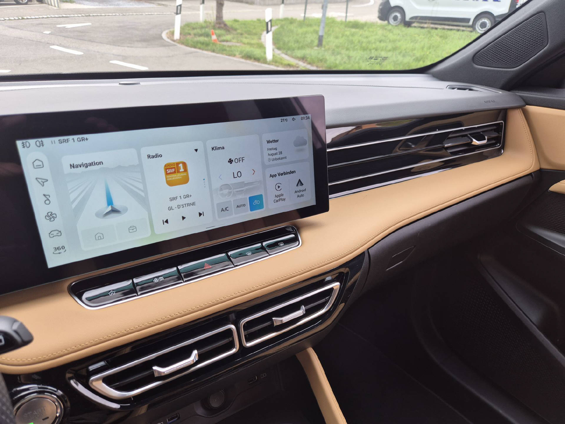 MG HS 1.5 Hybrid Luxury-image-10