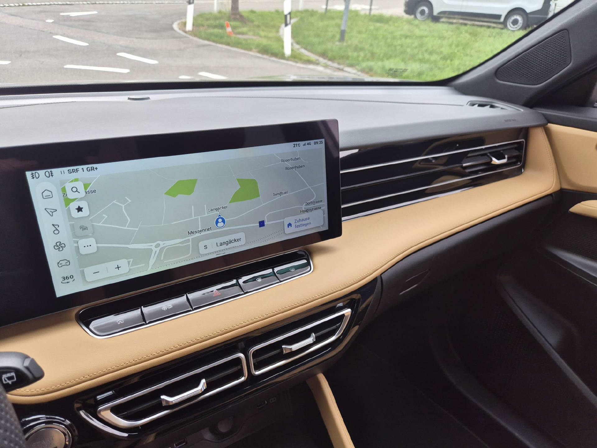 MG HS 1.5 Hybrid Luxury-image-11