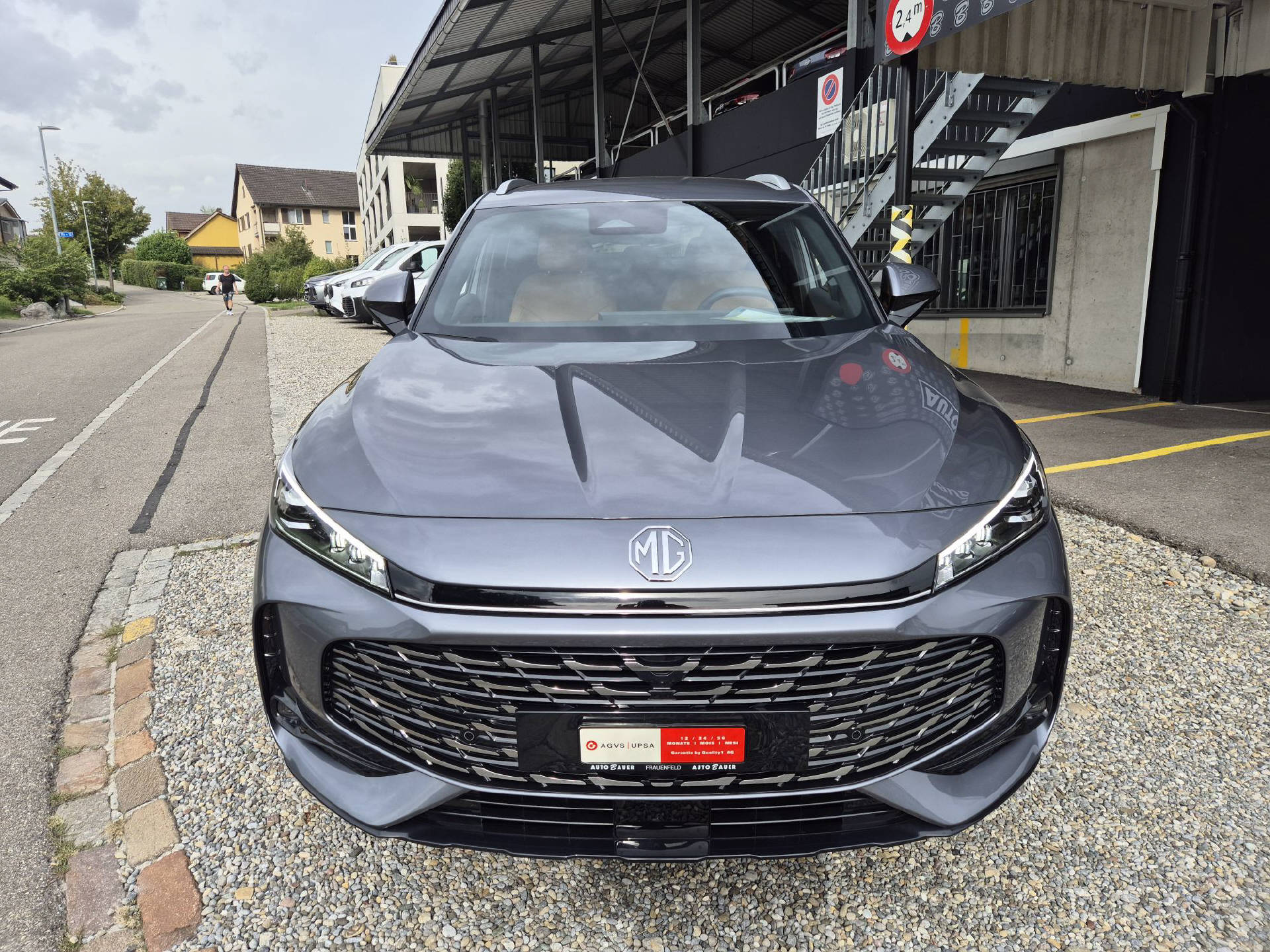 MG HS 1.5 Hybrid Luxury-image-4