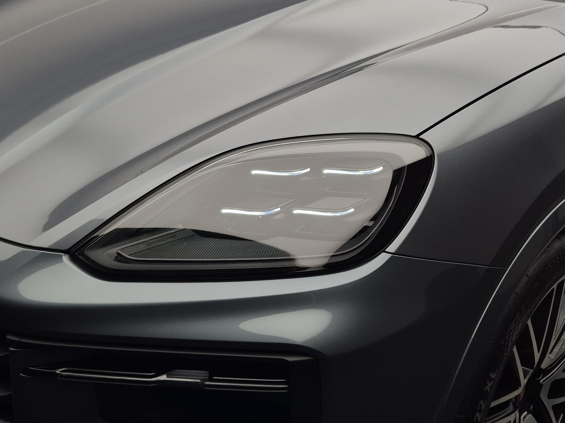 PORSCHE Cayenne 3.0 V6 Black Edition-image-17