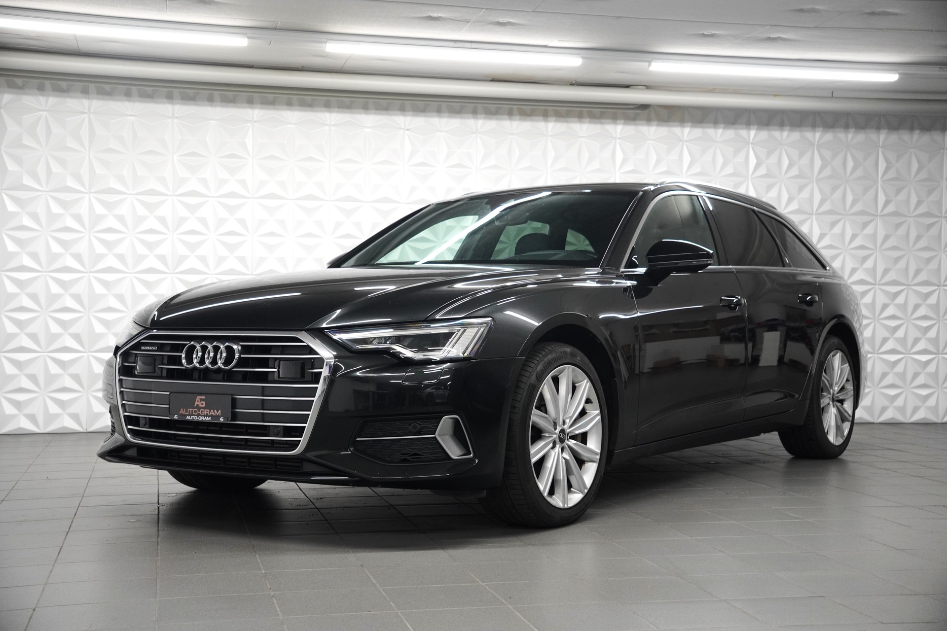 AUDI A6 Avant 55 TFSI quattro S-tronic