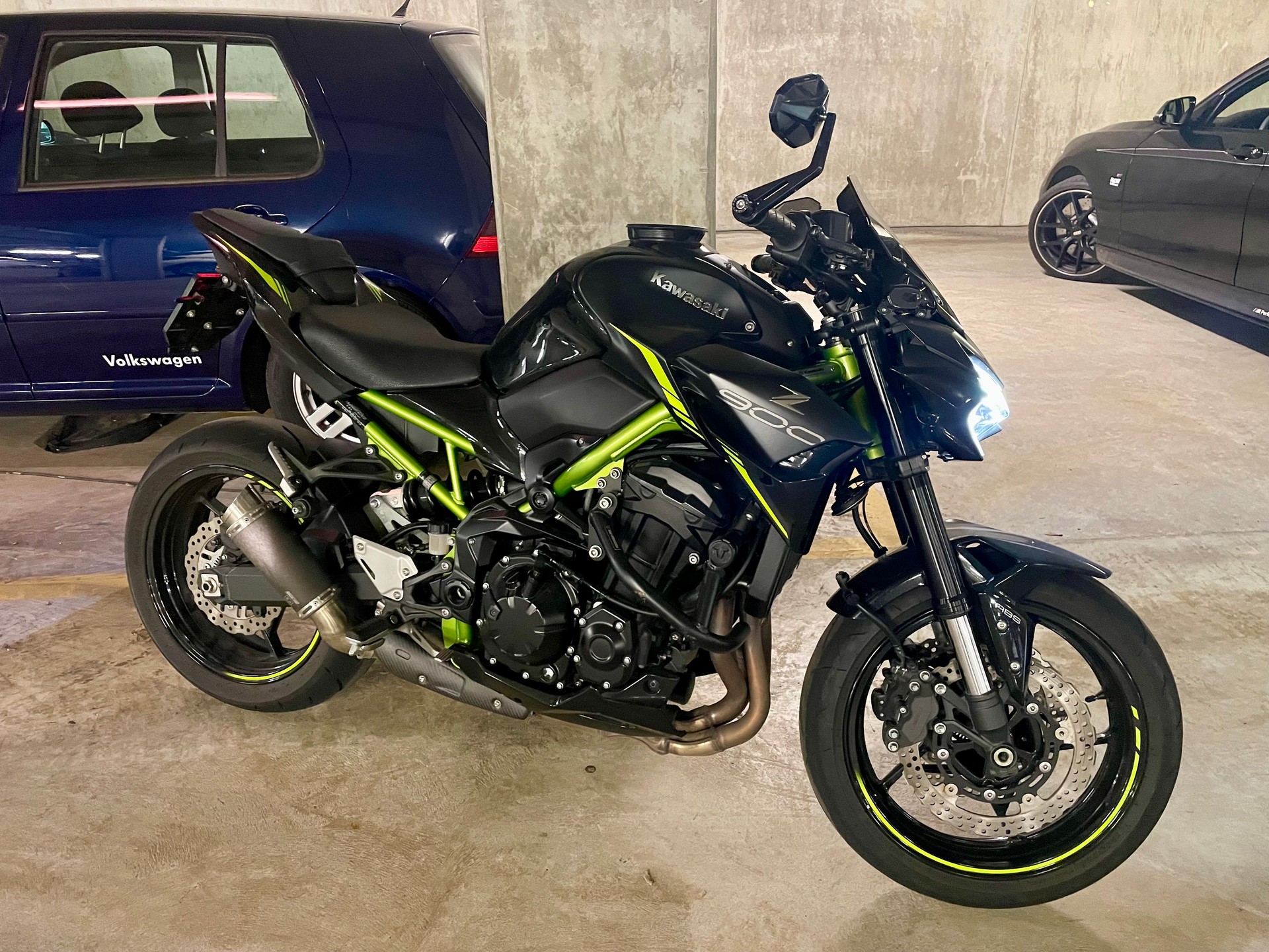 KAWASAKI Z 900-image-0