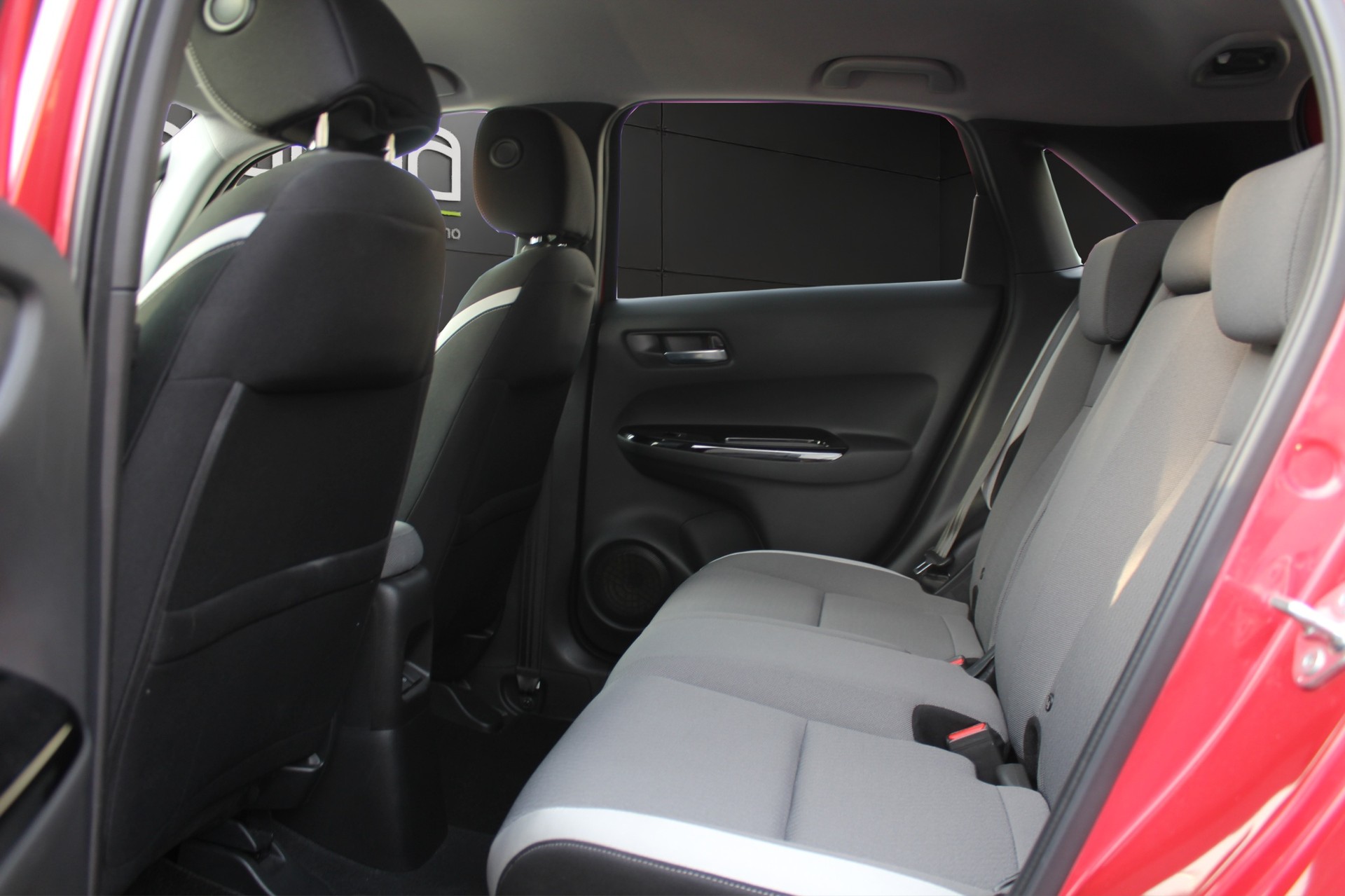 HONDA Jazz 1.5 i-MMD Crosstar Executive-image-9