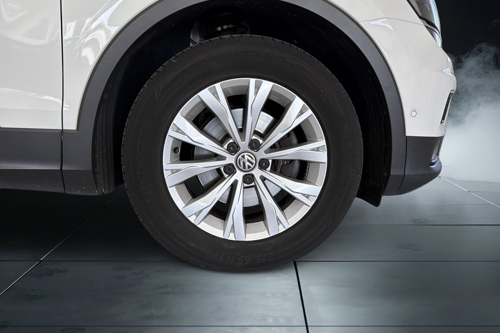 VW Tiguan 1.4TSI Comfortline 4Motion DSG-showroom-element-3