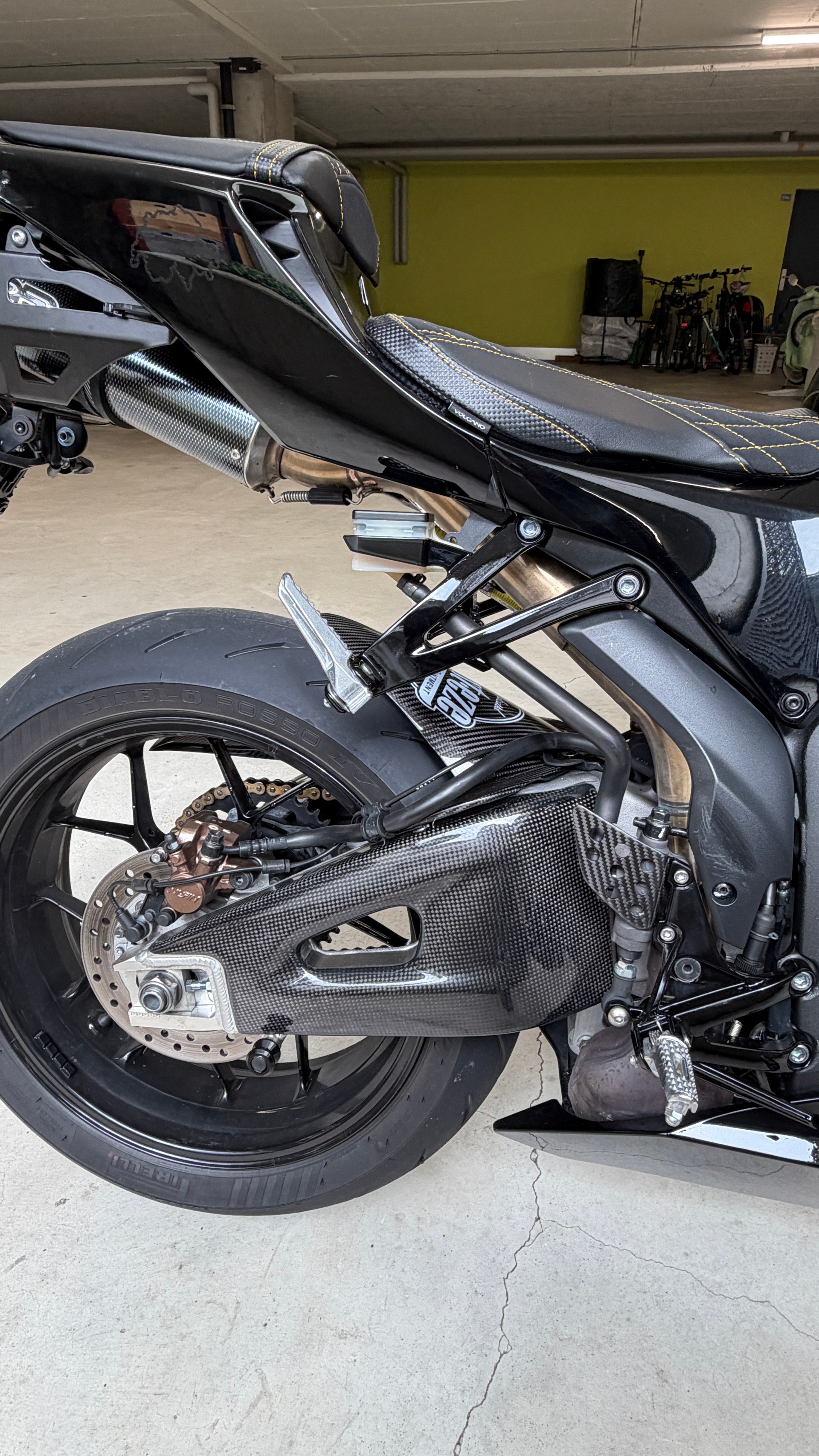HONDA CBR 600 RA ABS-image-4