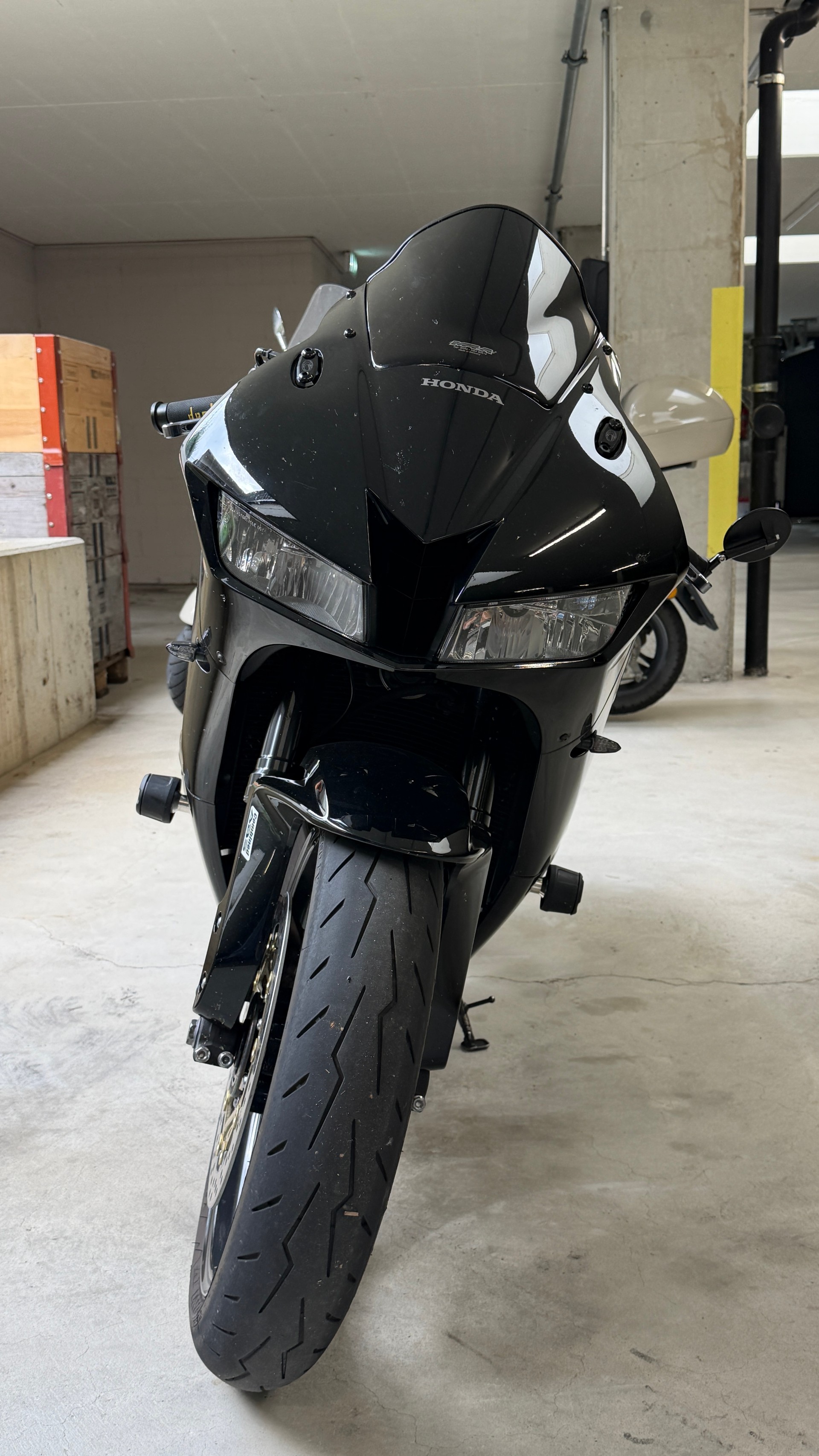 HONDA CBR 600 RA ABS-image-3
