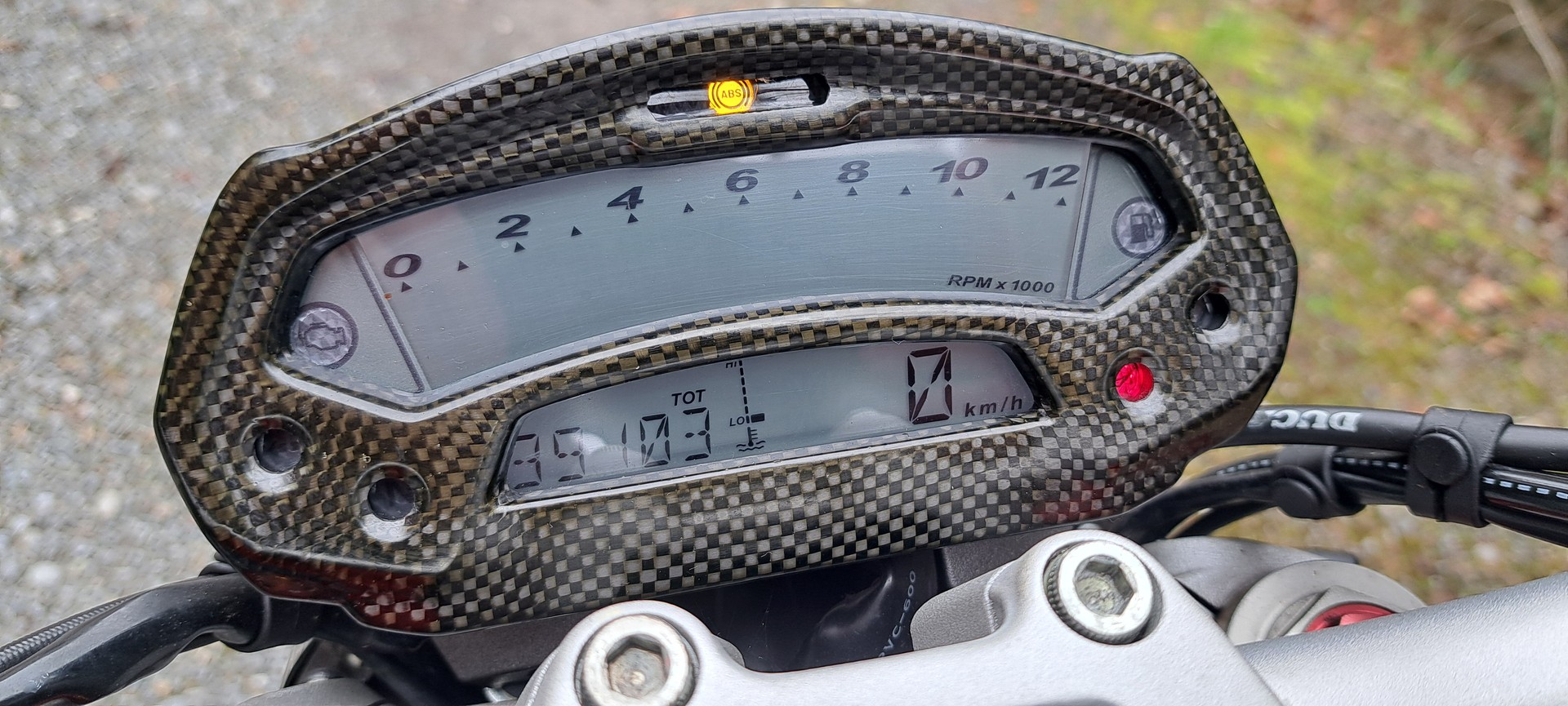 DUCATI Monster 1100 EVO ABS-image-5