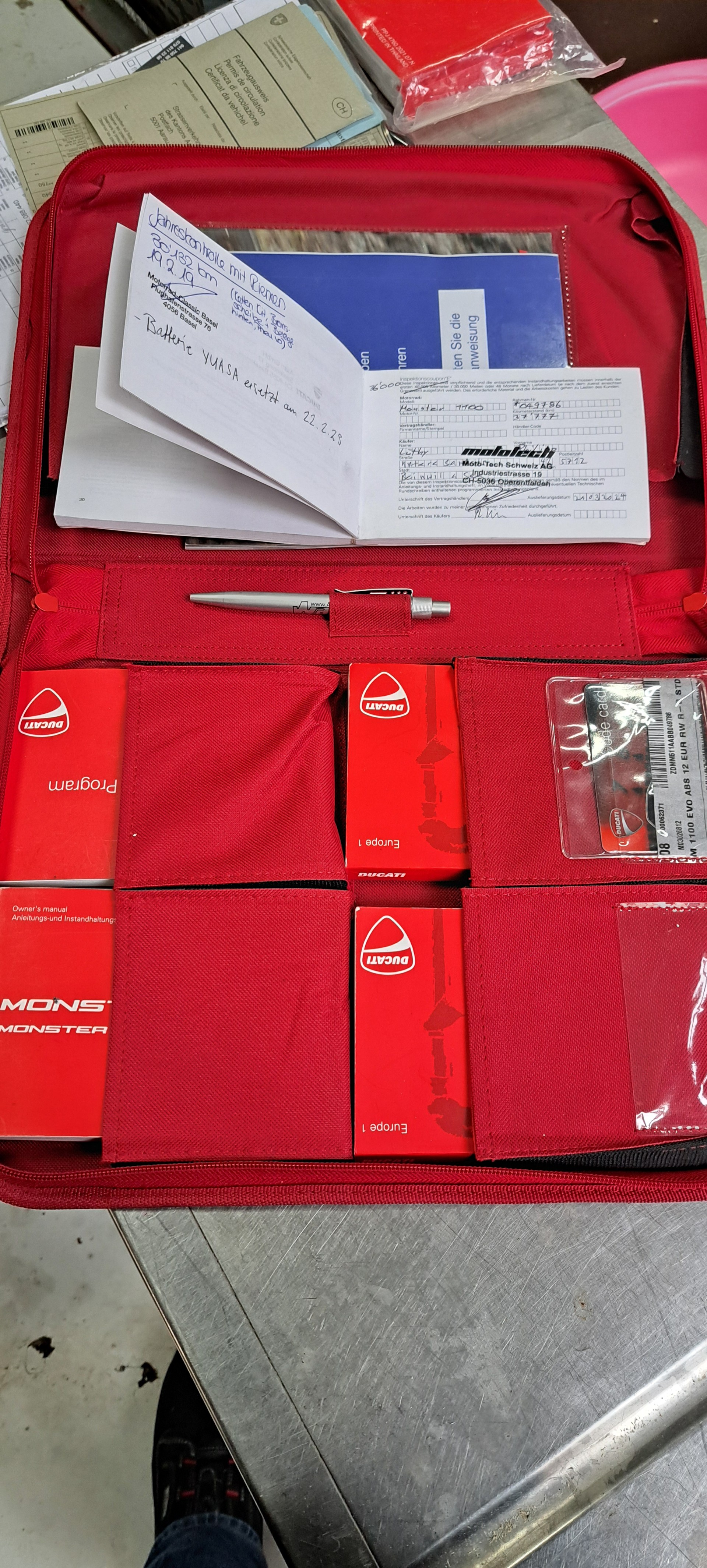 DUCATI Monster 1100 EVO ABS-image-7