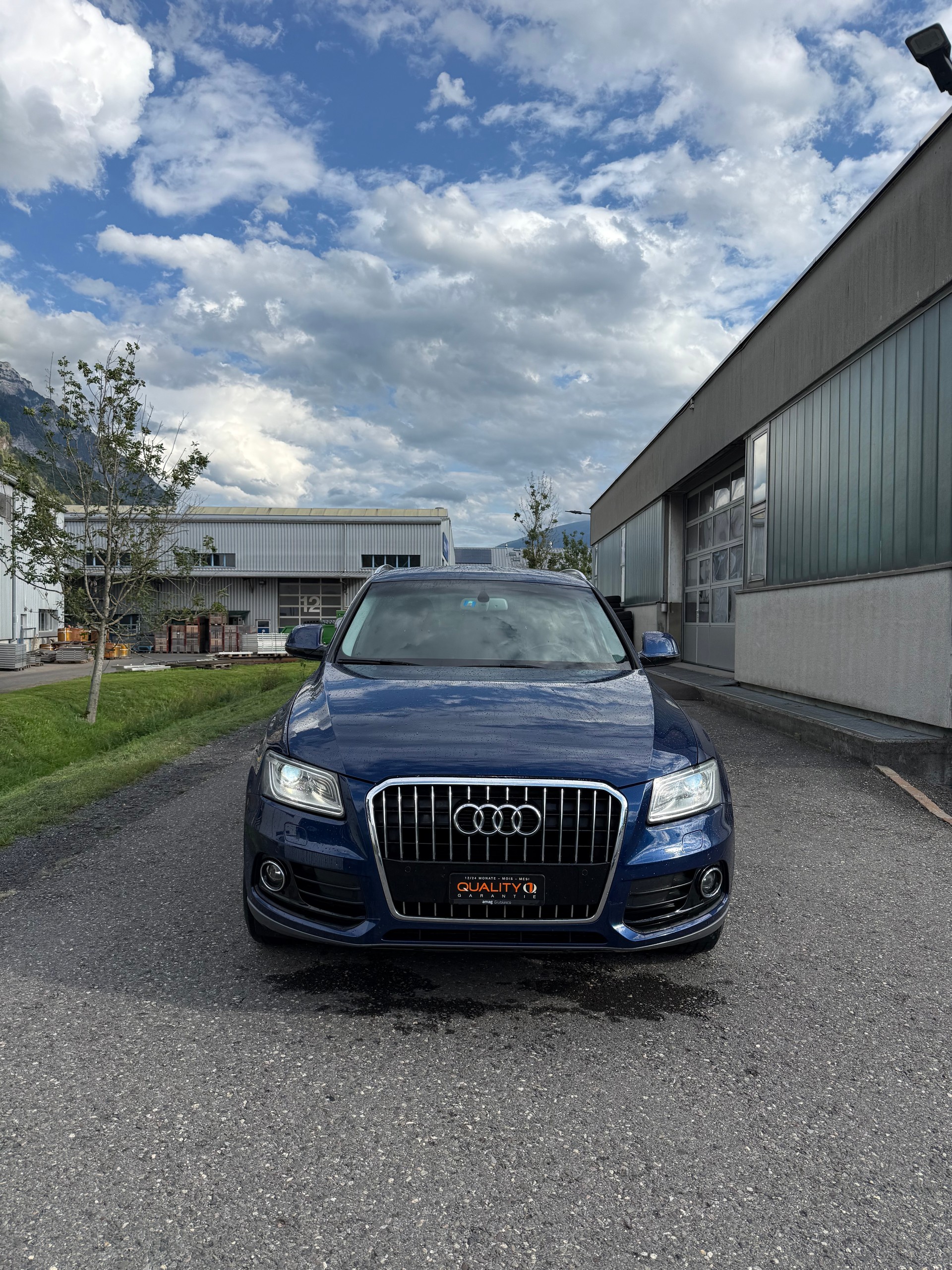 AUDI Q5 2.0 TDI-showroom-element-3