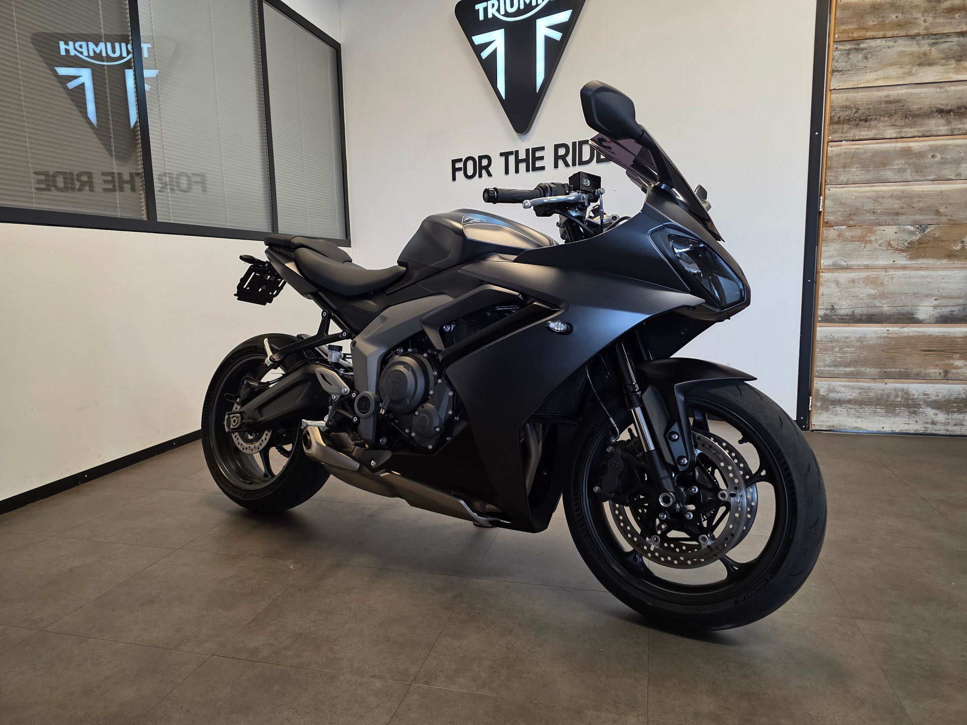 TRIUMPH Triumph Daytona 660-image-3