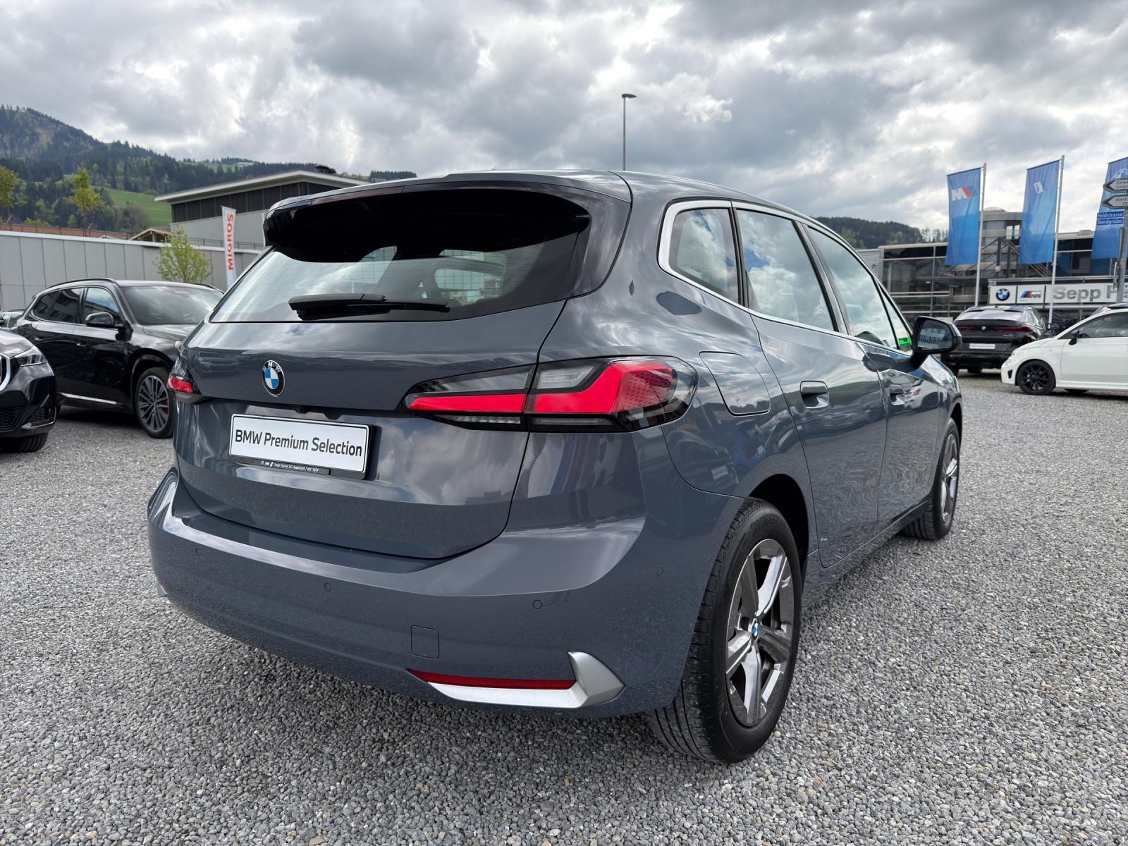 BMW 223i xDrive-image-23