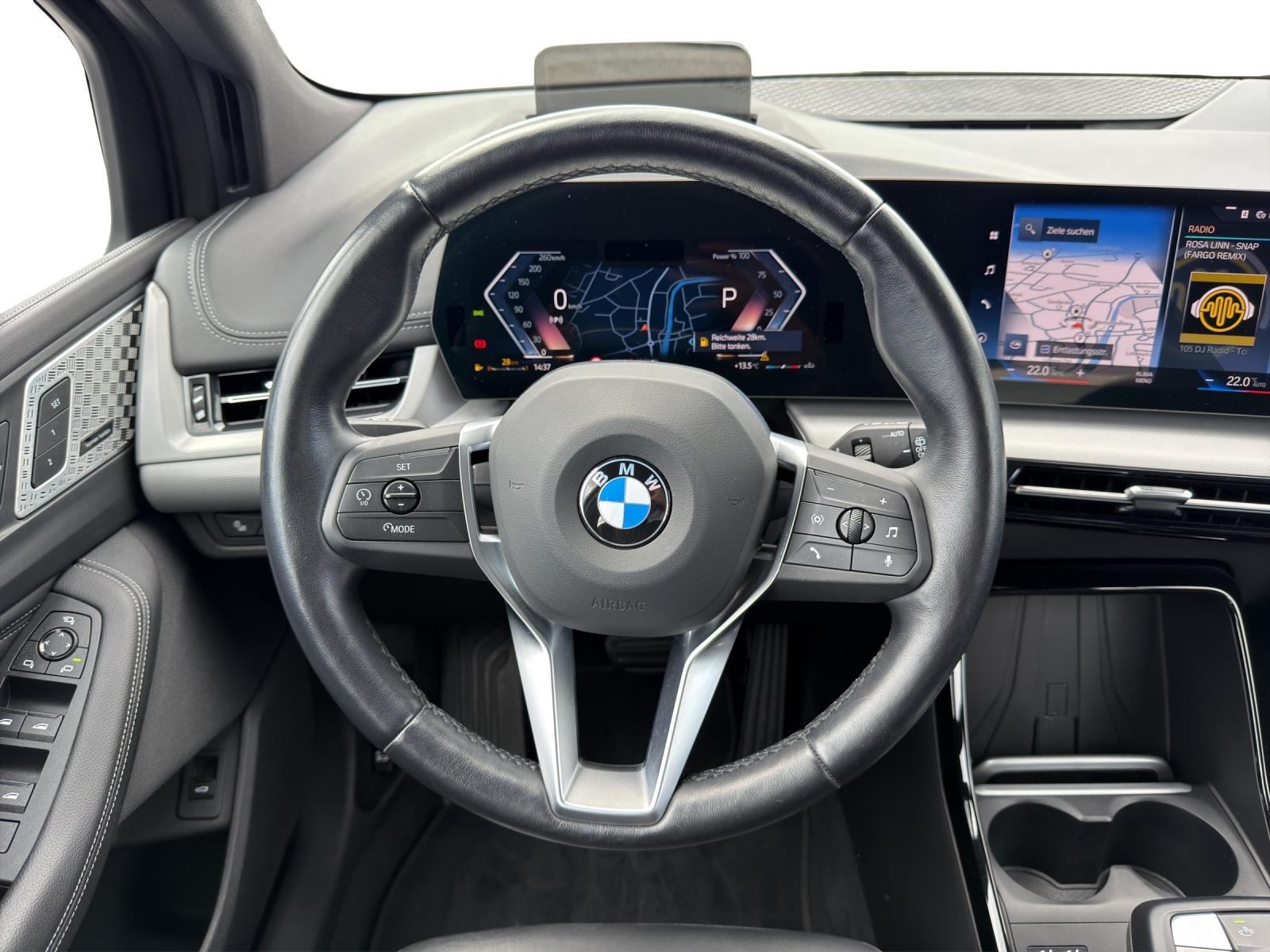 BMW 223i xDrive-image-10