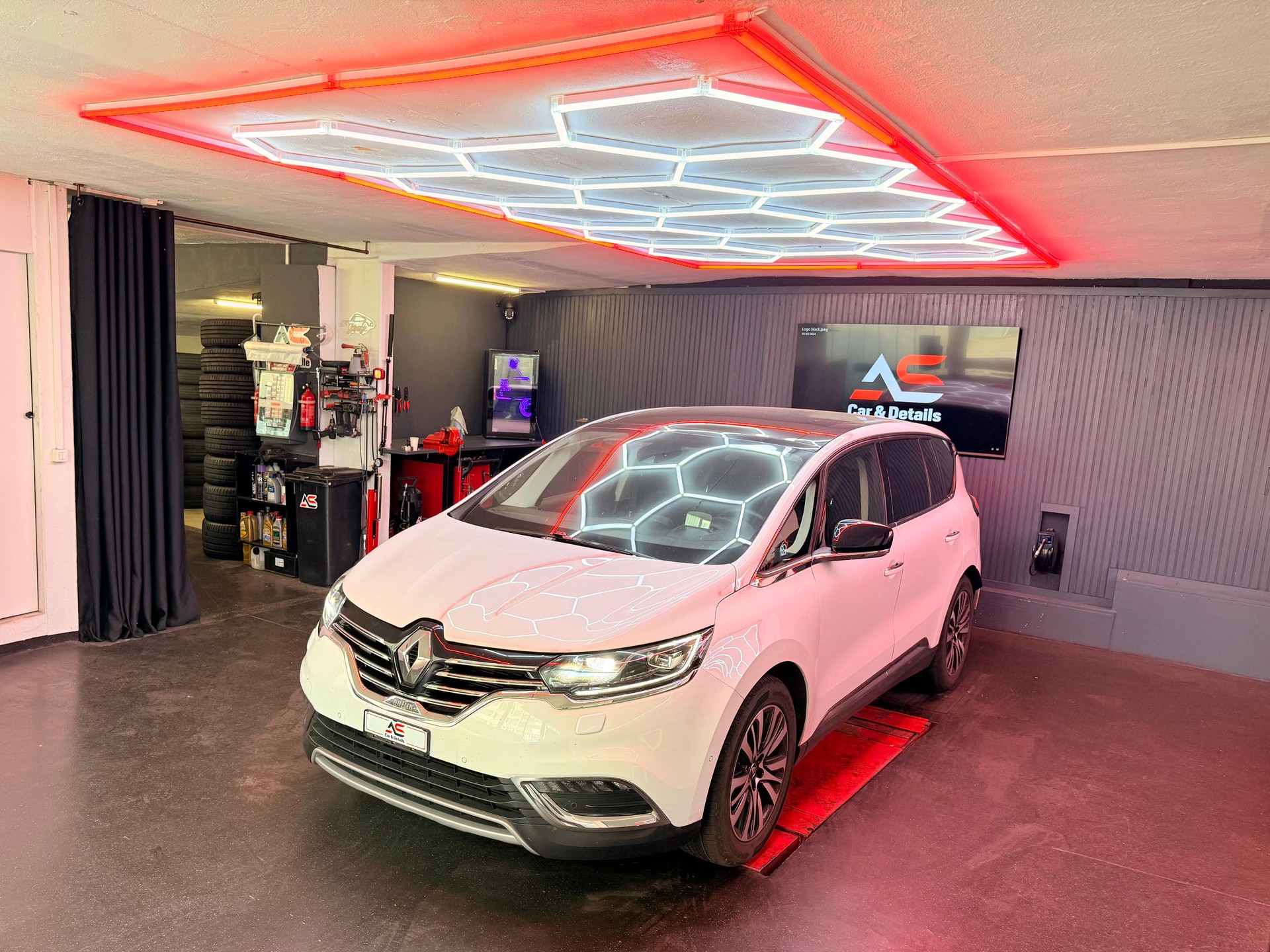 RENAULT Espace 1.8 TCe Intiale Paris