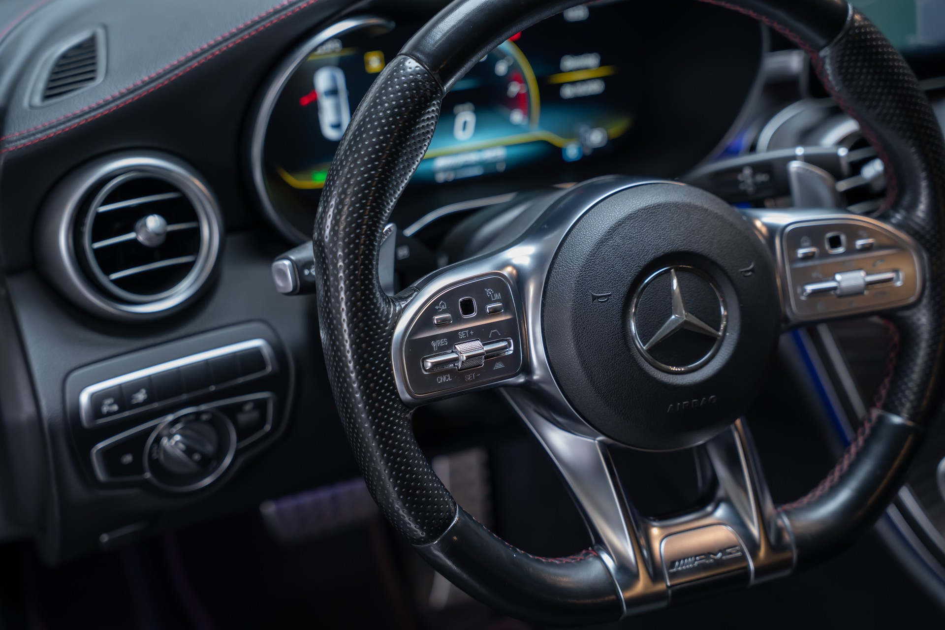 MERCEDES-BENZ C 43 AMG 4matic Coupé / Rückfahrkamera / Burmester /-image-18