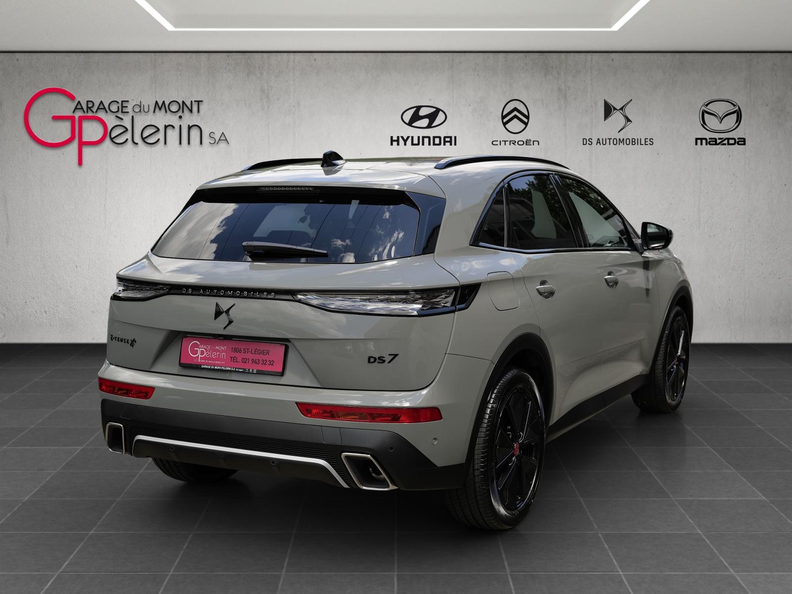 DS AUTOMOBILES 1.6 E-Tense 300 Ligne Noire 4x4-showroom-element-3