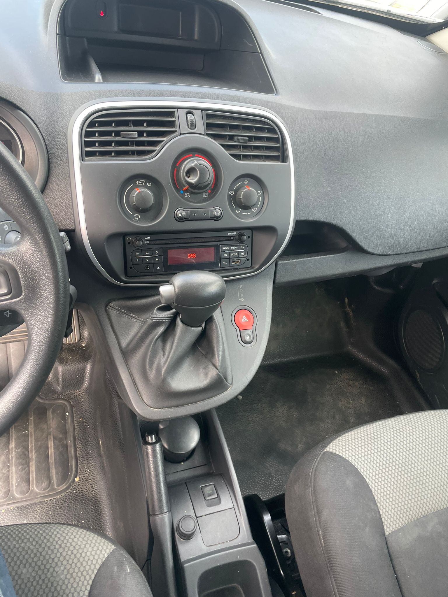 RENAULT Kangoo Z.E. (Batterie Miete)-image-7