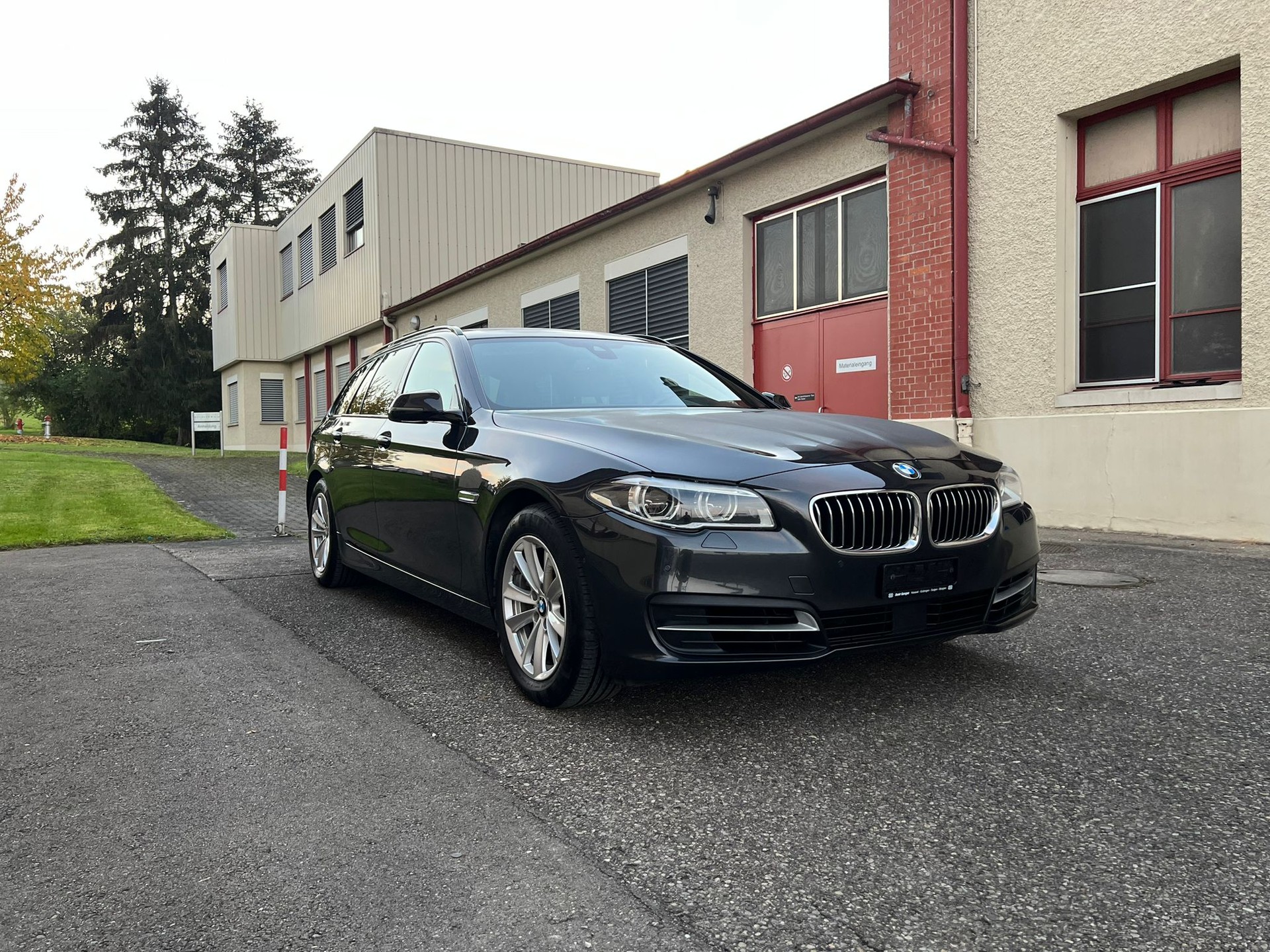 BMW 535d Touring xDrive Steptronic-image-2