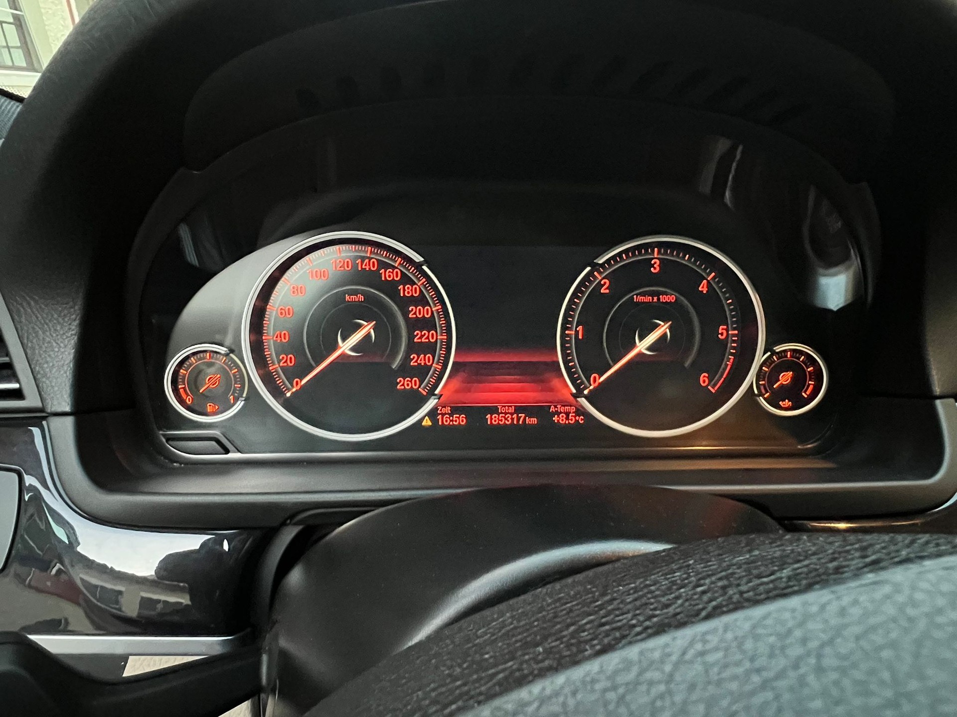 BMW 535d Touring xDrive Steptronic-image-15