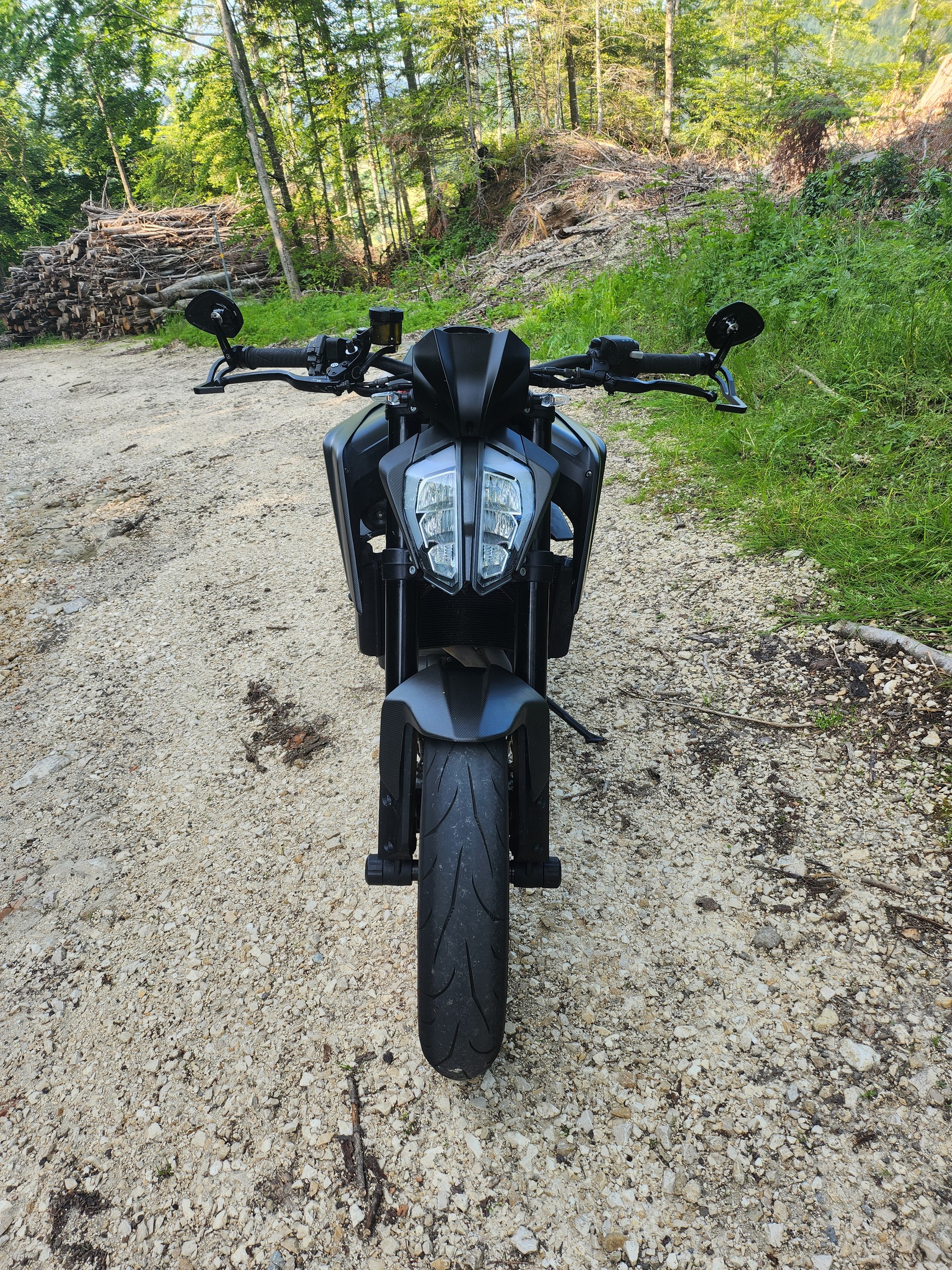 KTM 890 Duke R-image-2