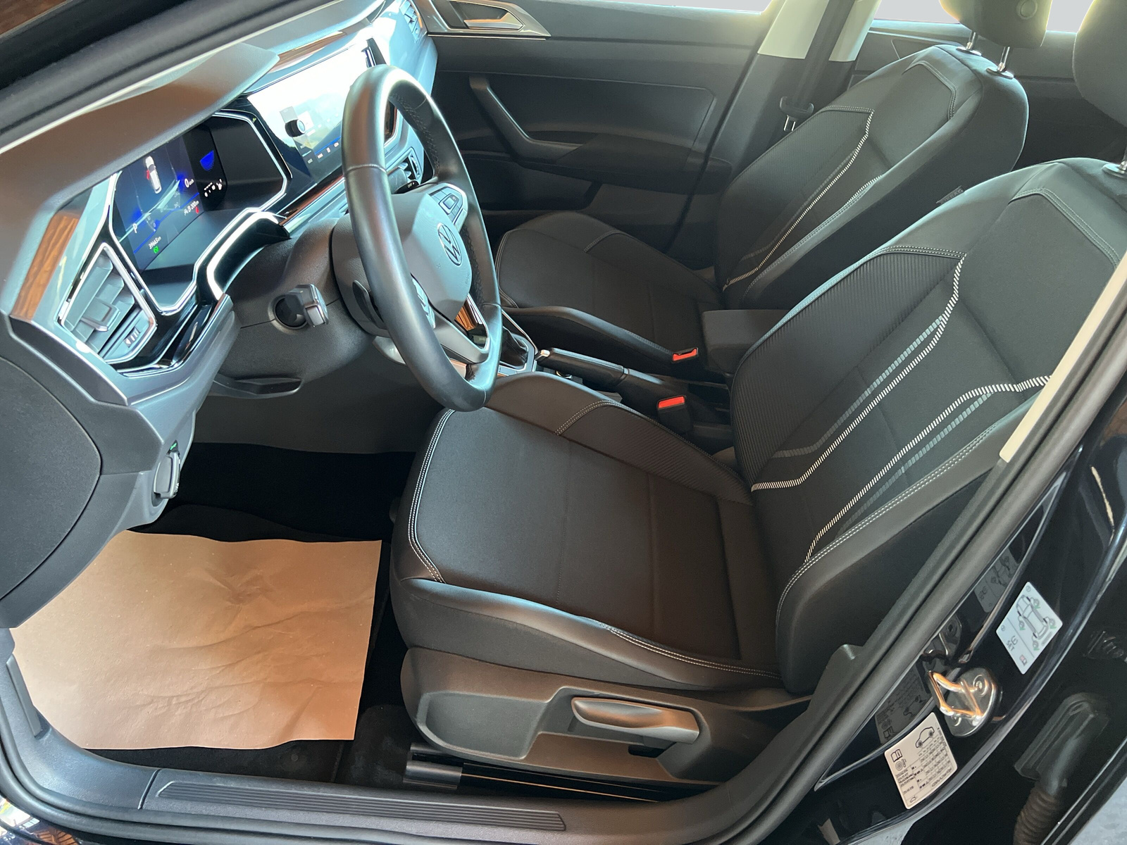 VW Taigo 1.5 TSI Style DSG-image-9