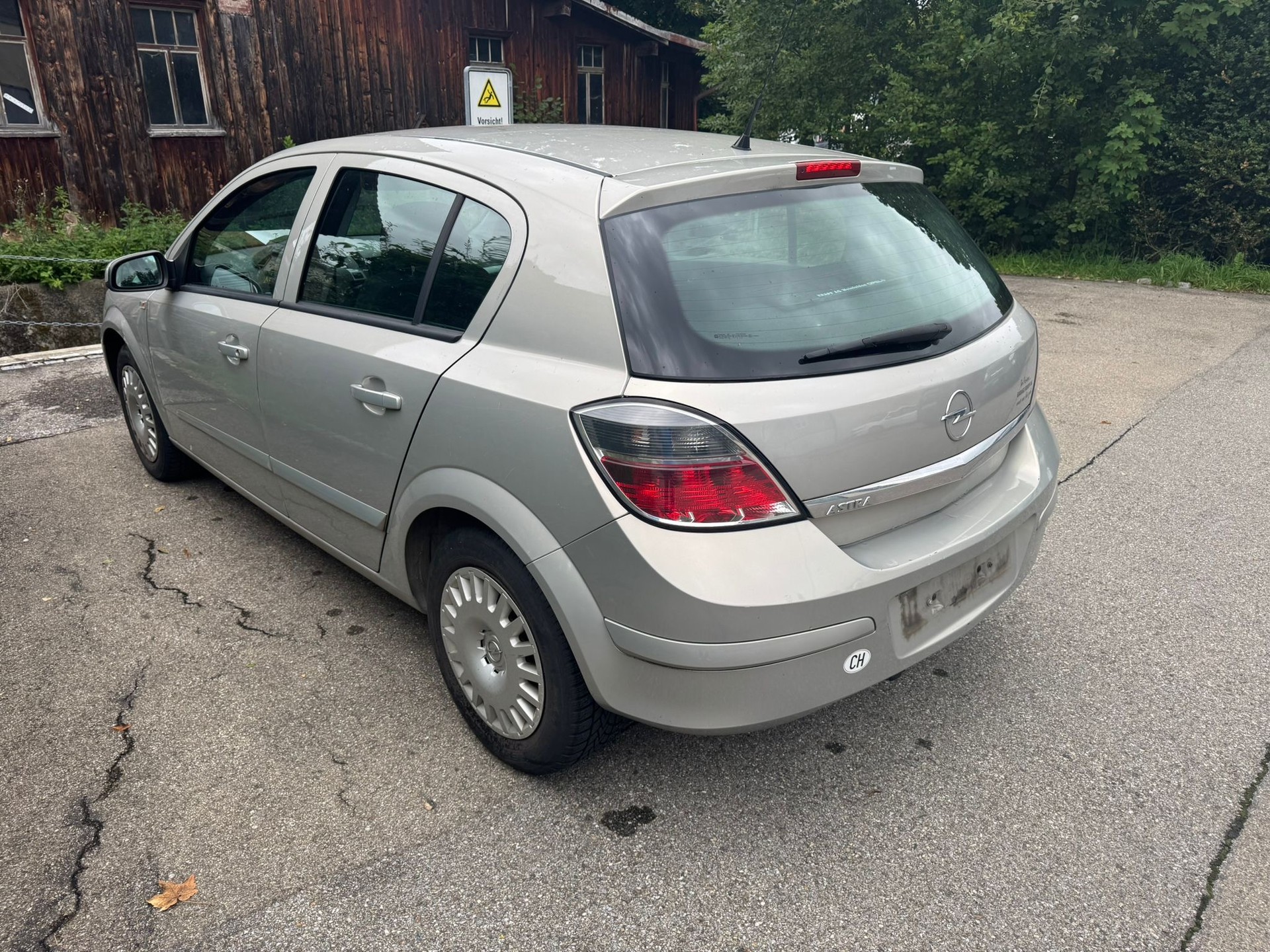 OPEL Astra 1.8i 16V Enjoy-image-4
