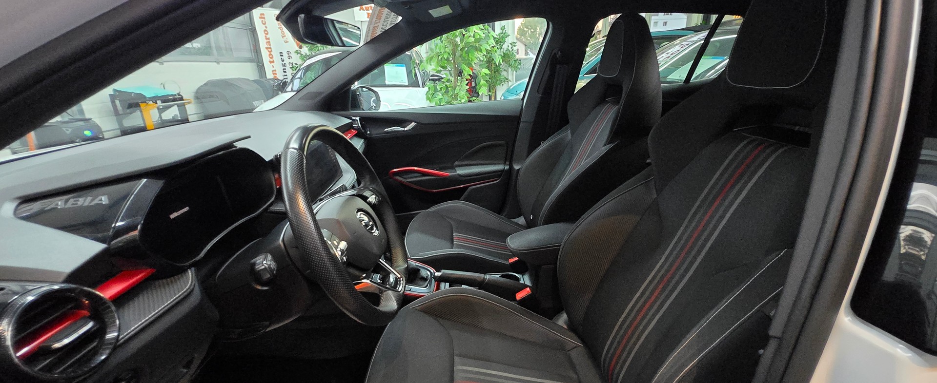 SKODA Fabia 1.5 TSI Monte Carlo DSG-image-11