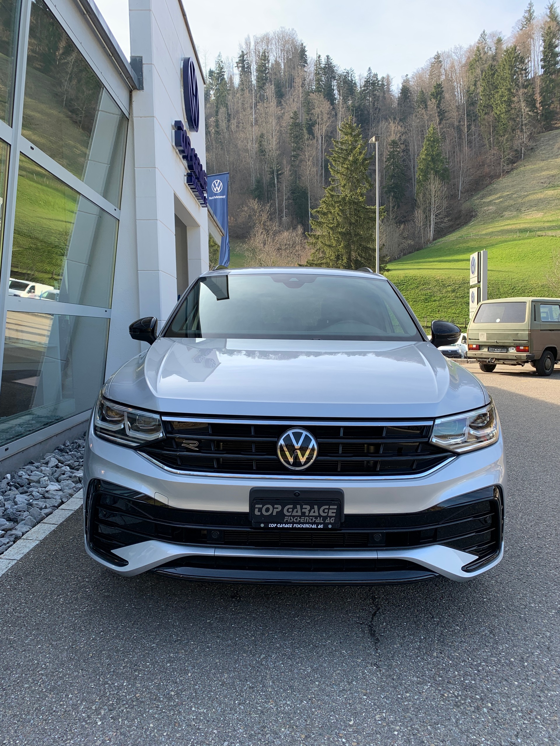 VW Tiguan 2.0 TDI SCR Selection 4Motion DSG-showroom-element-1