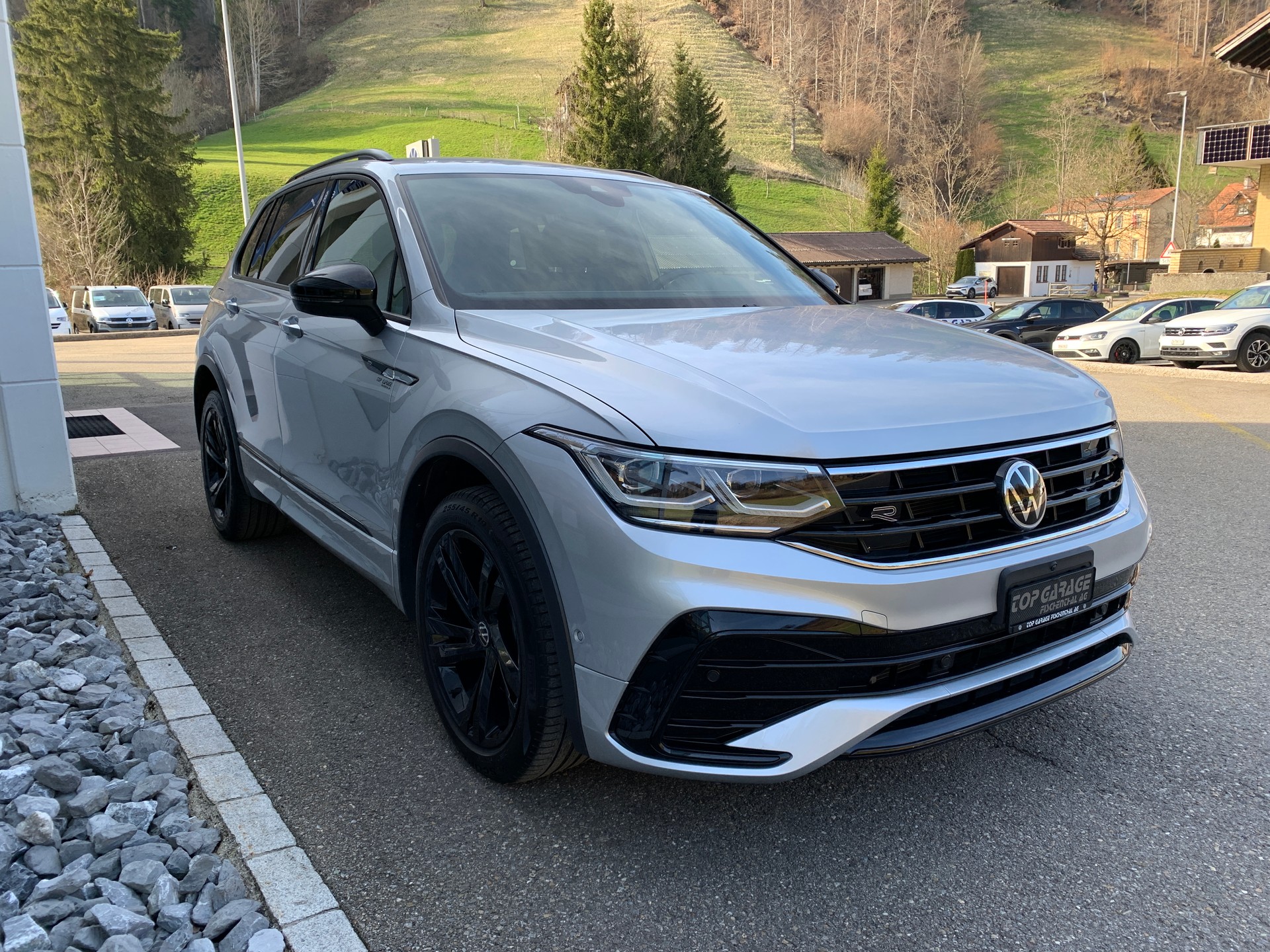 VW Tiguan 2.0 TDI SCR Selection 4Motion DSG-showroom-element-2