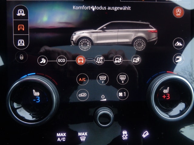 LAND ROVER Range Rover Velar R-Dynamic D 300 Automatic-image-9