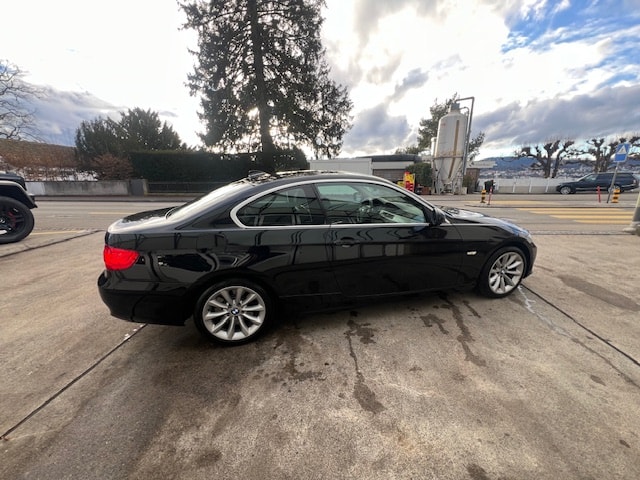 BMW 335i xDrive Coupé Steptronic-image-5