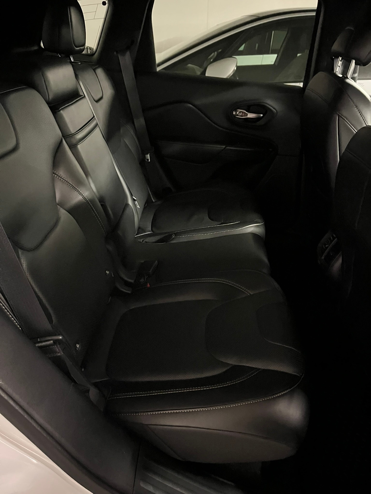 JEEP Cherokee 2.2TD Limited AWD-image-4