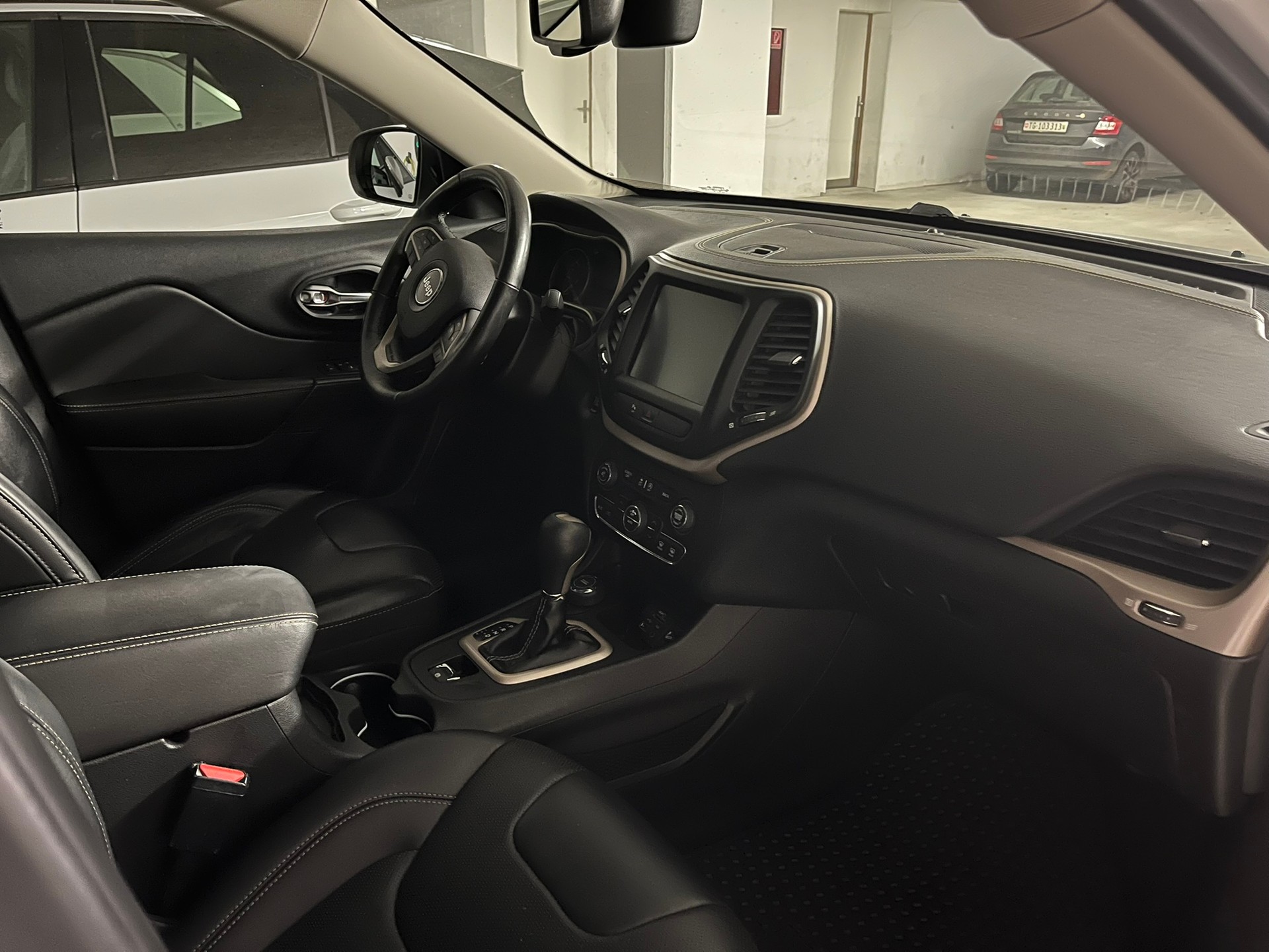 JEEP Cherokee 2.2TD Limited AWD-image-5