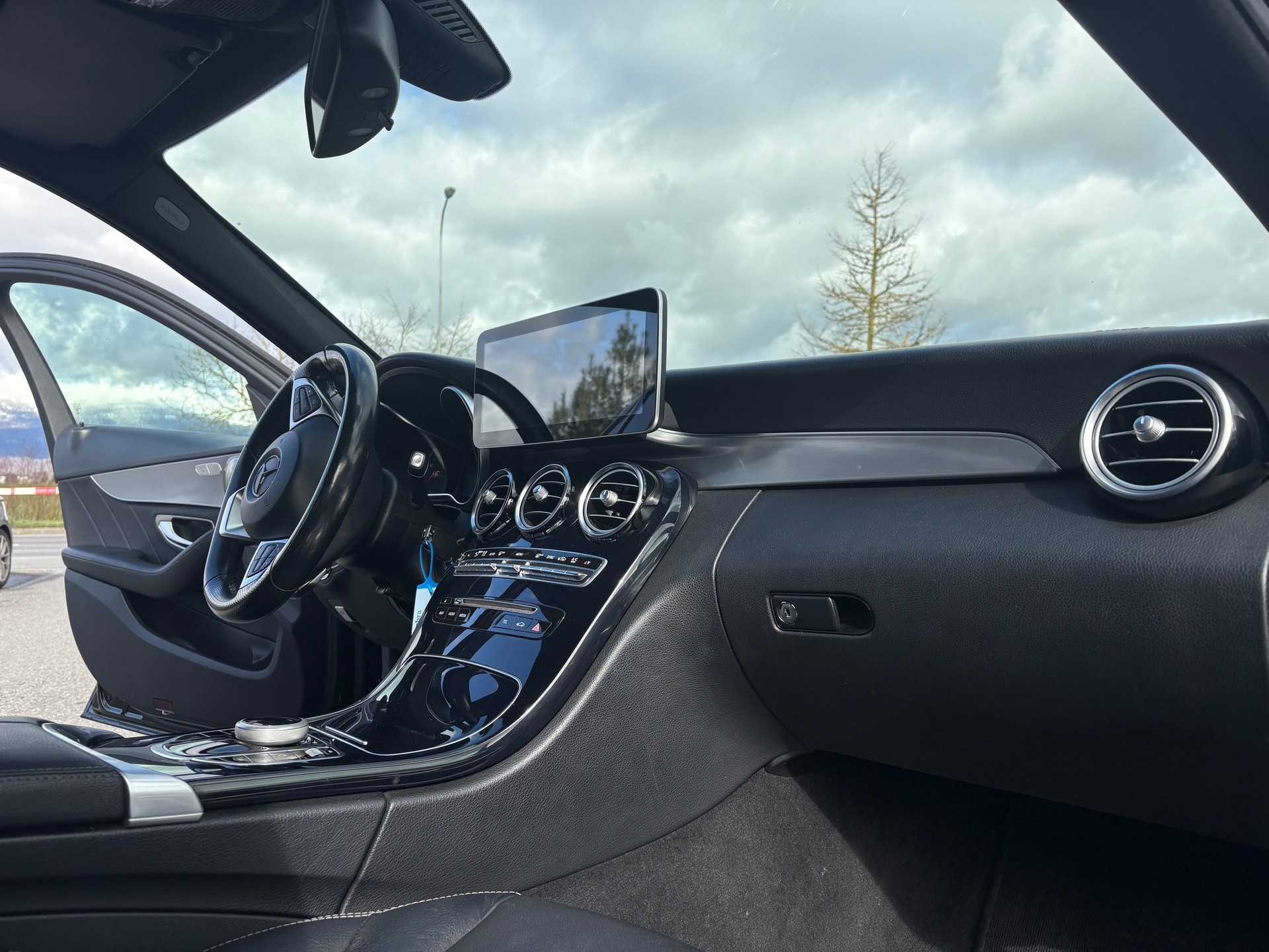 MERCEDES-BENZ C 250 BlueTEC 4Matic 7G-Tronic-image-11