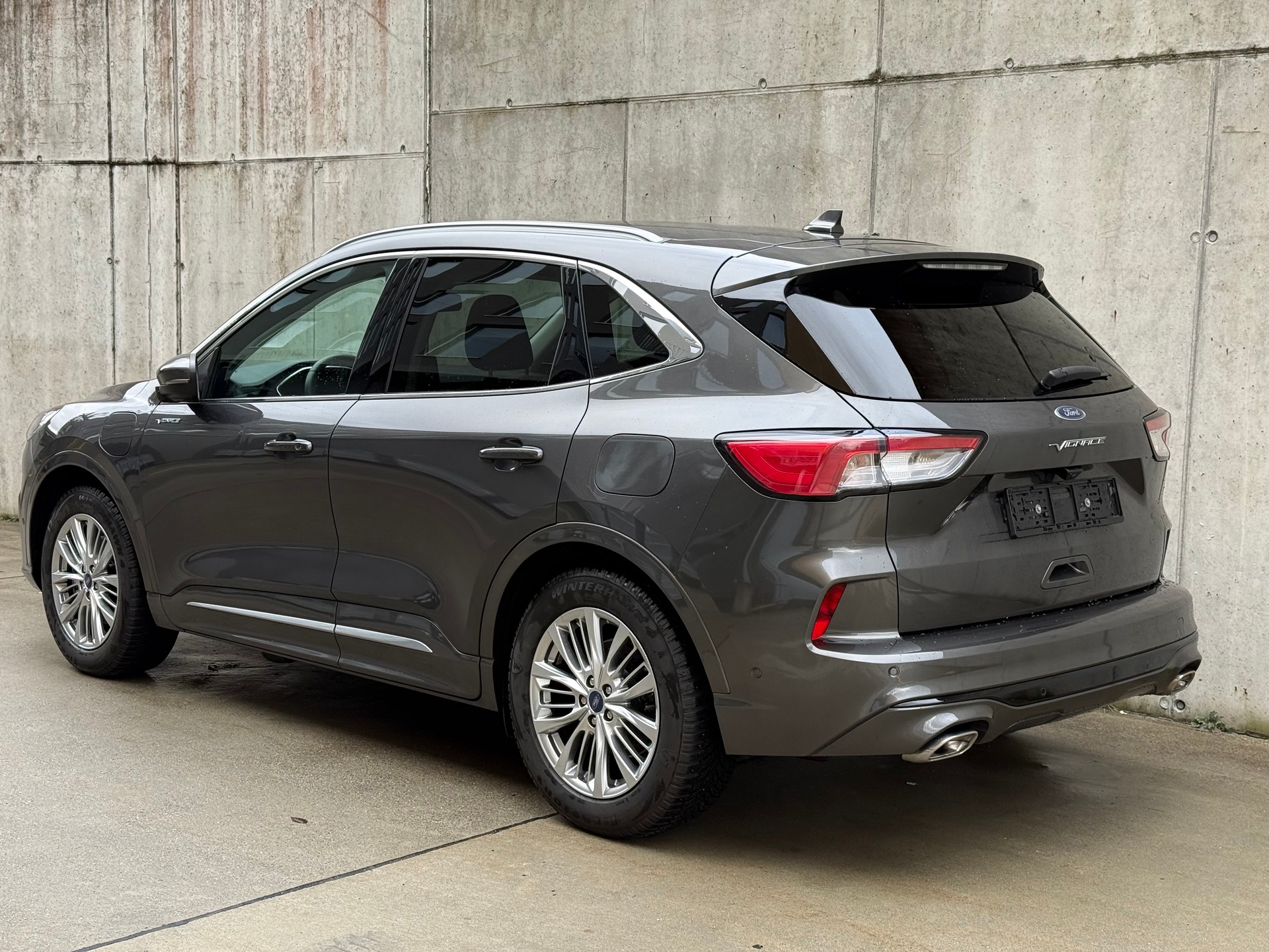 FORD Kuga 2.5 PHEV Vignale 2WD-showroom-element-2