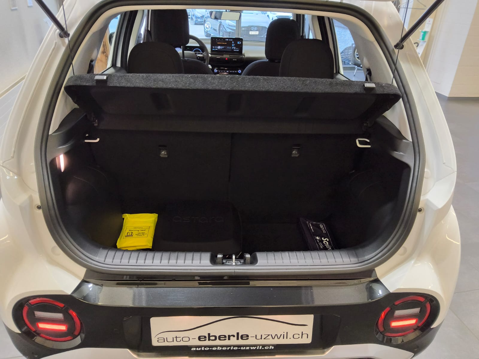 HYUNDAI Inster Electric Origo 49kWh-image-14