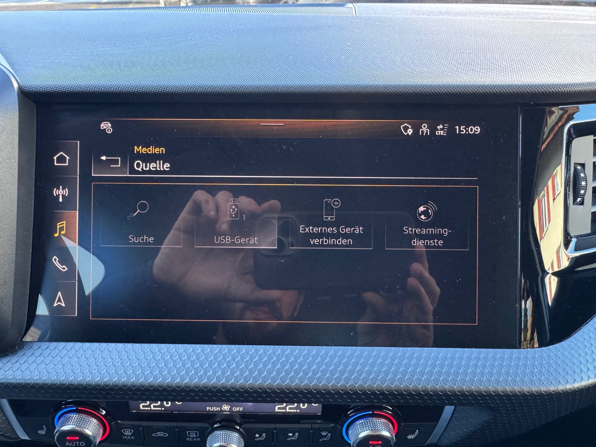 AUDI A1 Sportback 30 TFSI advanced Attraction S-tronic-image-16