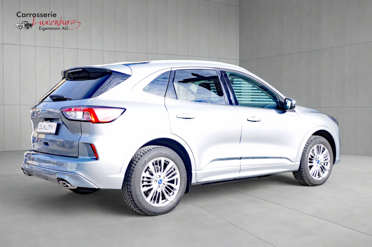 FORD Kuga 2.5 PHEV Vignale 2WD-image-6