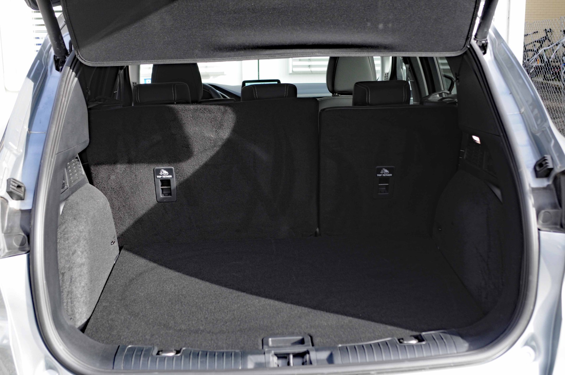 FORD Kuga 2.5 PHEV Vignale 2WD-image-9