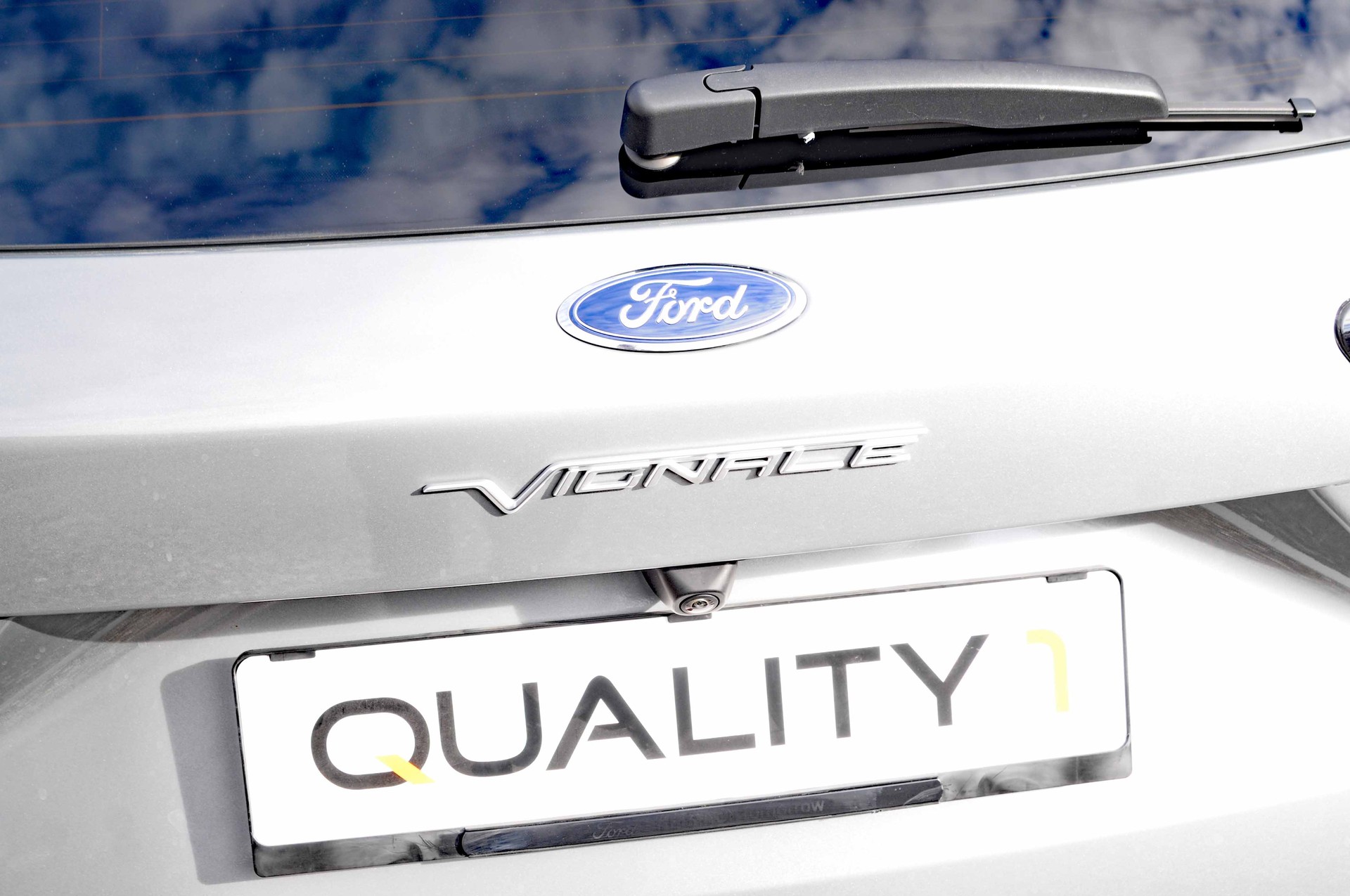 FORD Kuga 2.5 PHEV Vignale 2WD-image-8