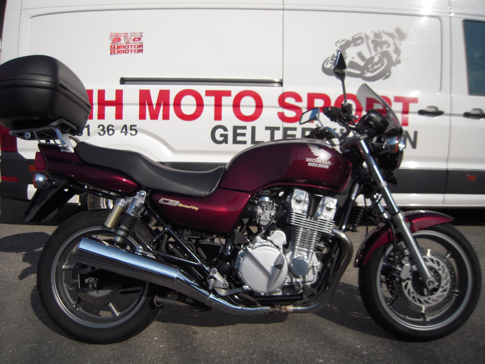 HONDA CB 750 F2 Seven Fifty-image-0