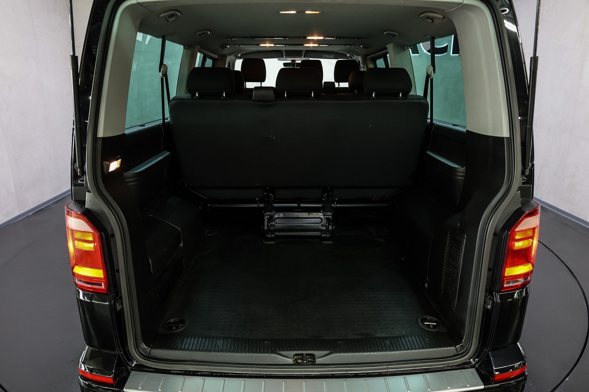 VW T6 Caravelle 3400 2.0 TDI 150 Comfortline-image-33