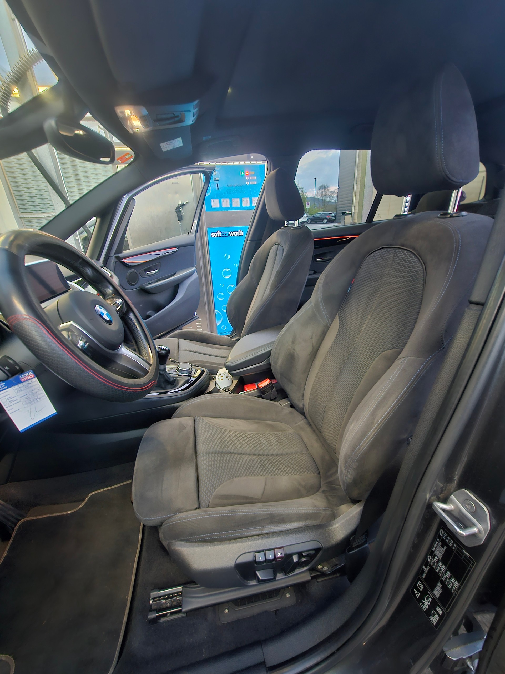 BMW 218d xDrive Gran Tourer M Sport-image-5