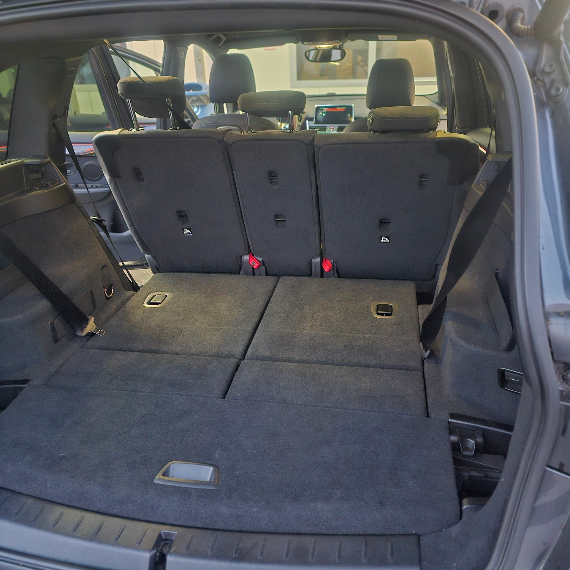BMW 218d xDrive Gran Tourer M Sport-image-15