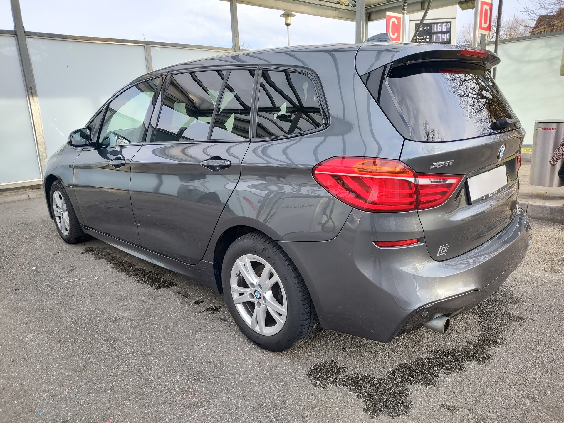BMW 218d xDrive Gran Tourer M Sport-image-4