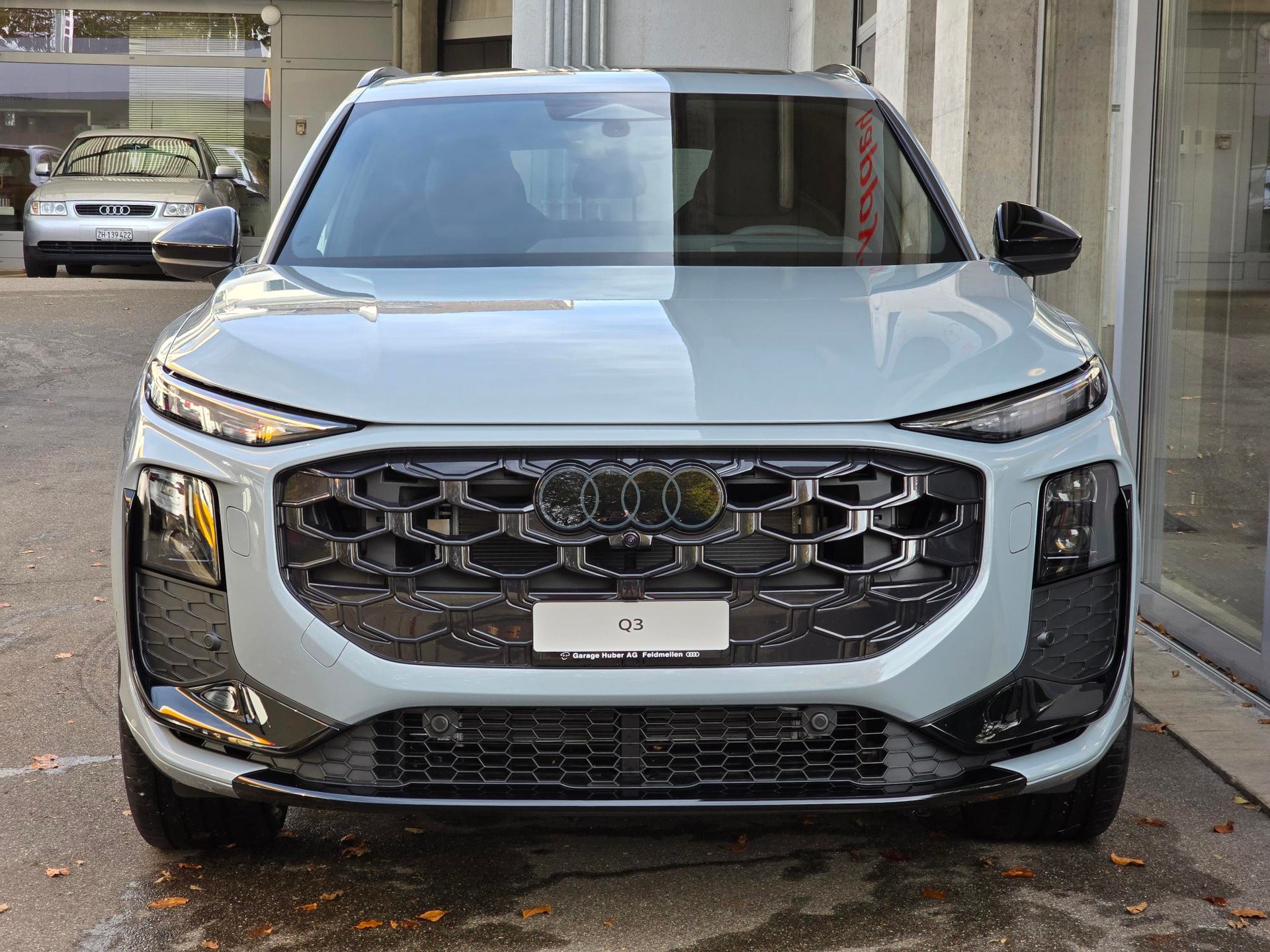AUDI Q3 SUV TFSI quattro 195 kW S tronic-showroom-element-3